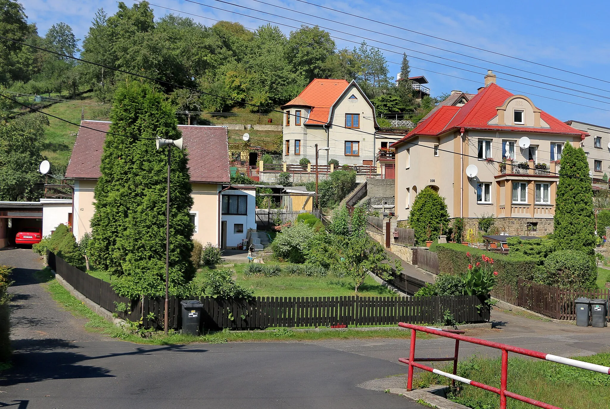 Photo showing: West part of Dobkovice, Czech Republic.