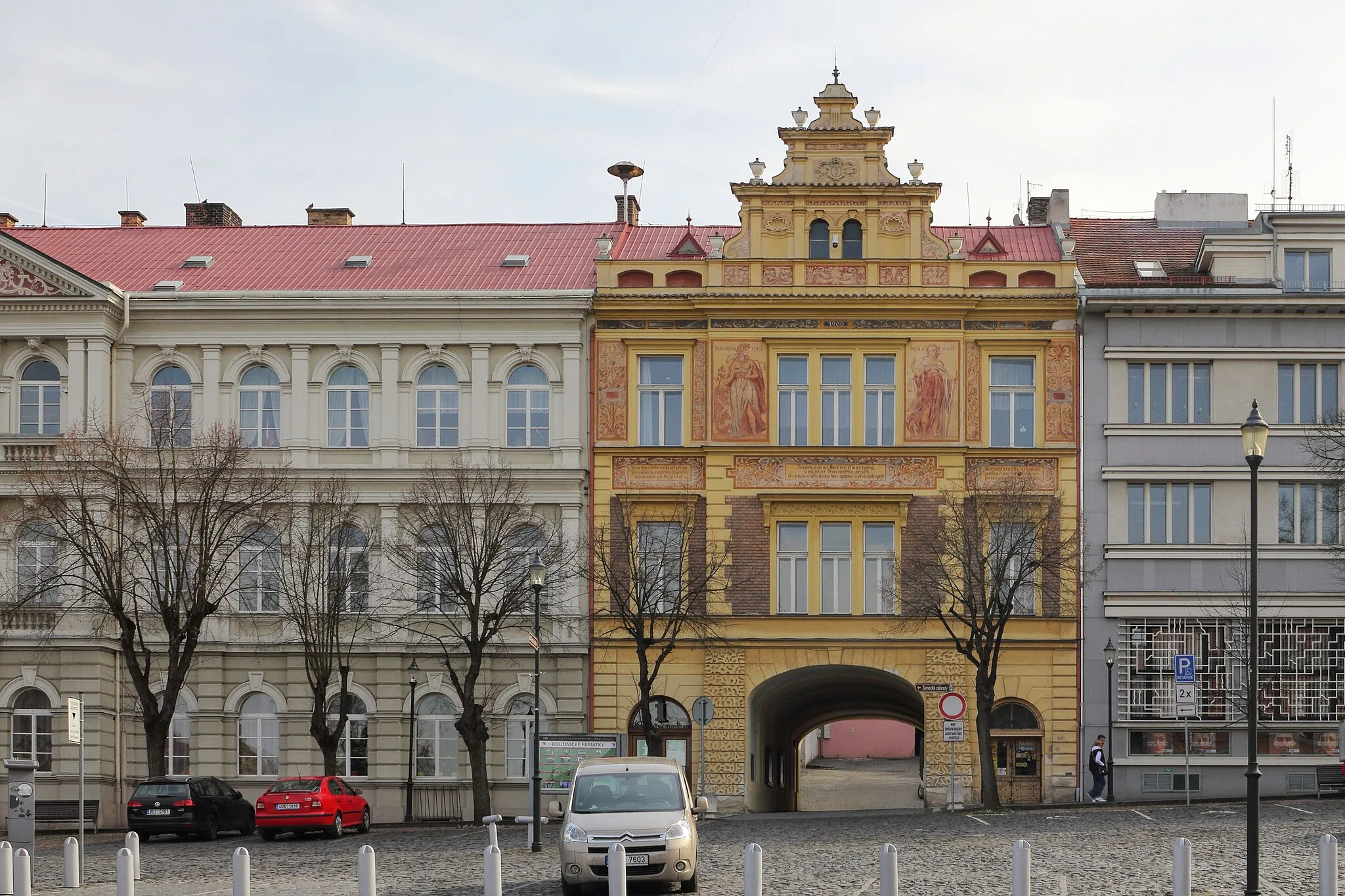 Photo showing: Radnice, Karlovo náměstí, Roudnice nad Labem