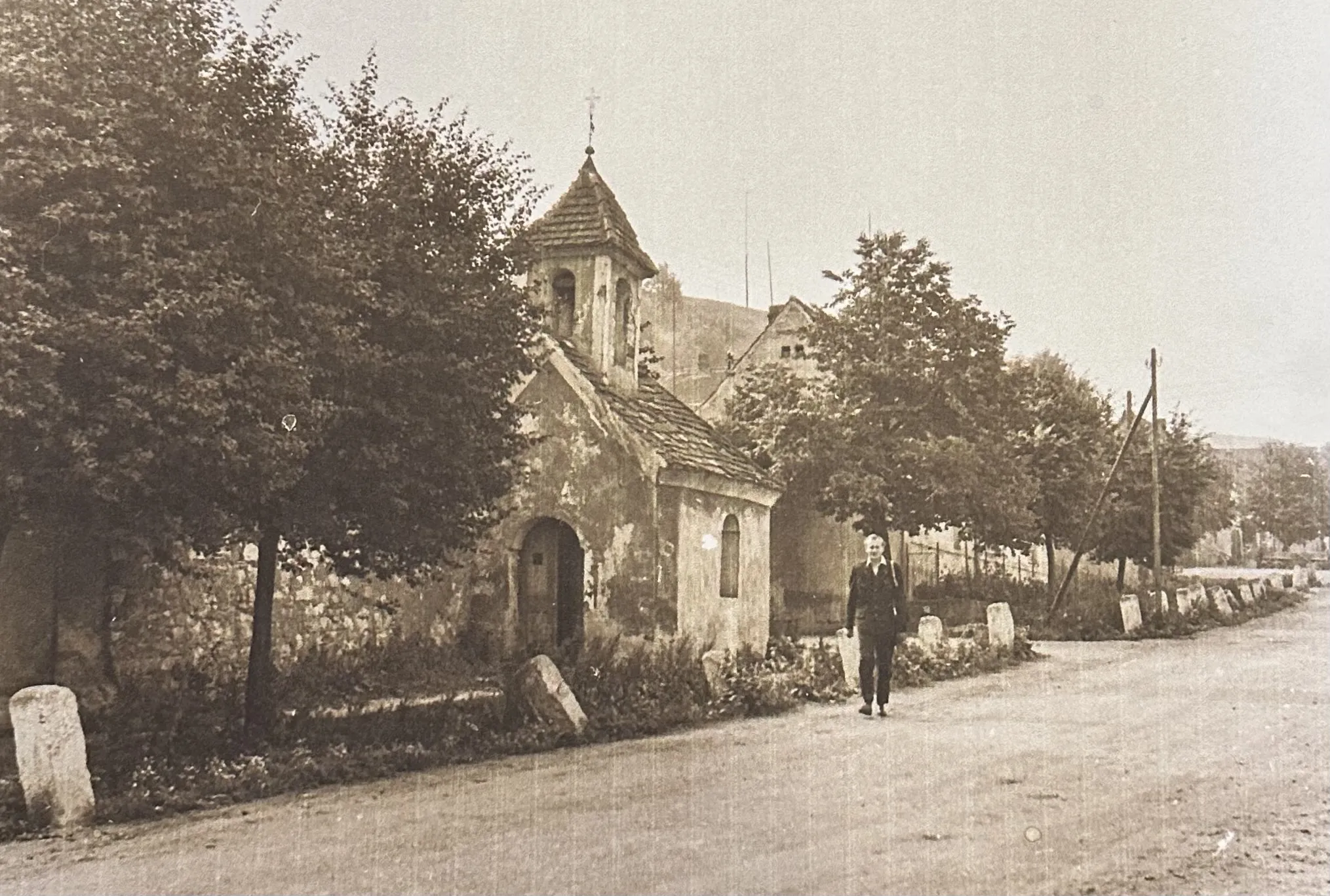 Photo showing: Kaple Andělů strážných v Levousích, zbořená ve 20. století