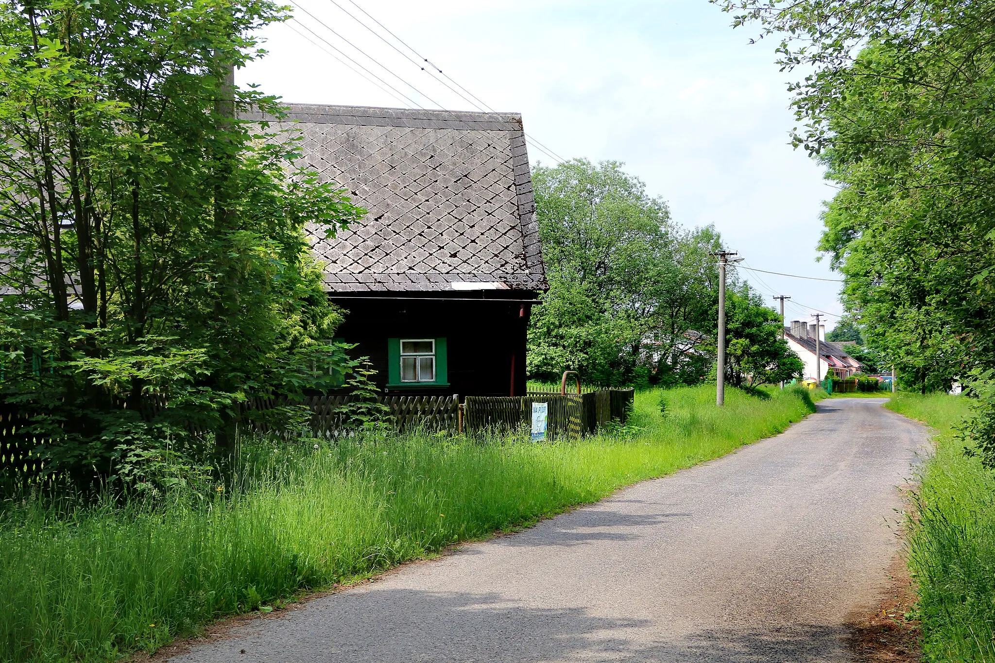 Photo showing: East view to Pěkovice, part of Teplá, Czech Republic.