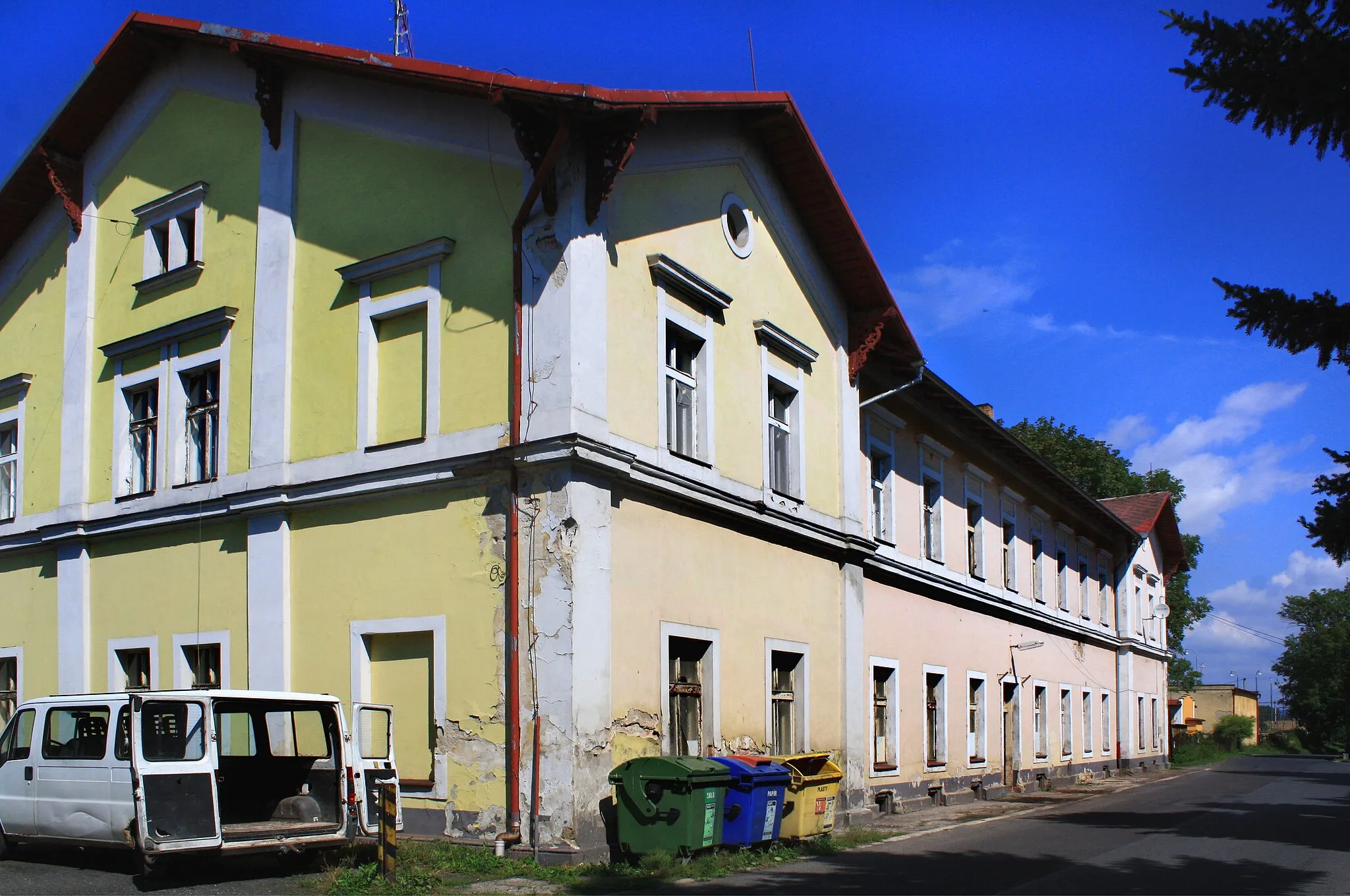 Photo showing: Train station in Tršnice, part of Cheb, Czech Republic