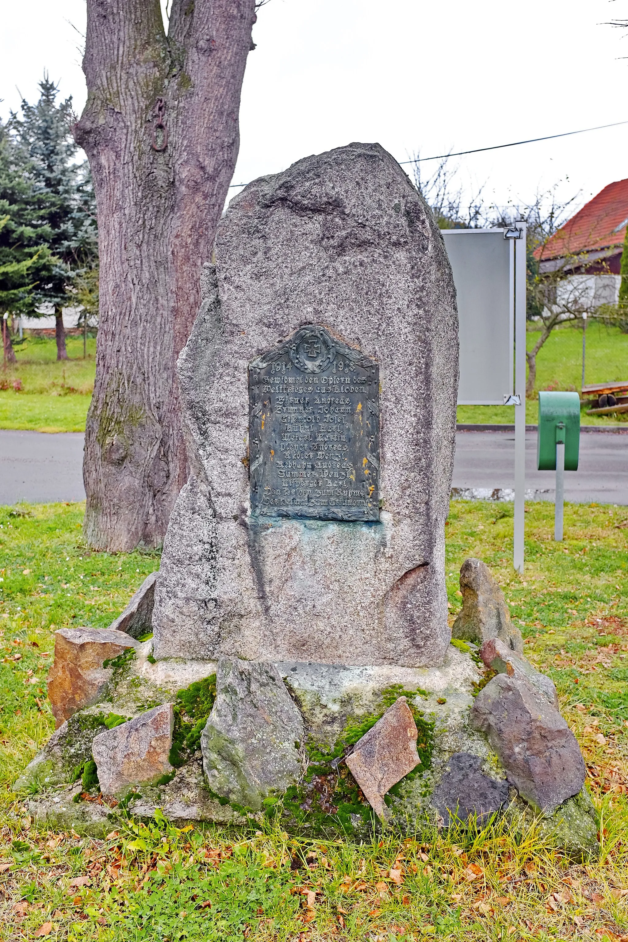 Photo showing: Hlavno, pomník obětem 1. světové války, okres Sokolov