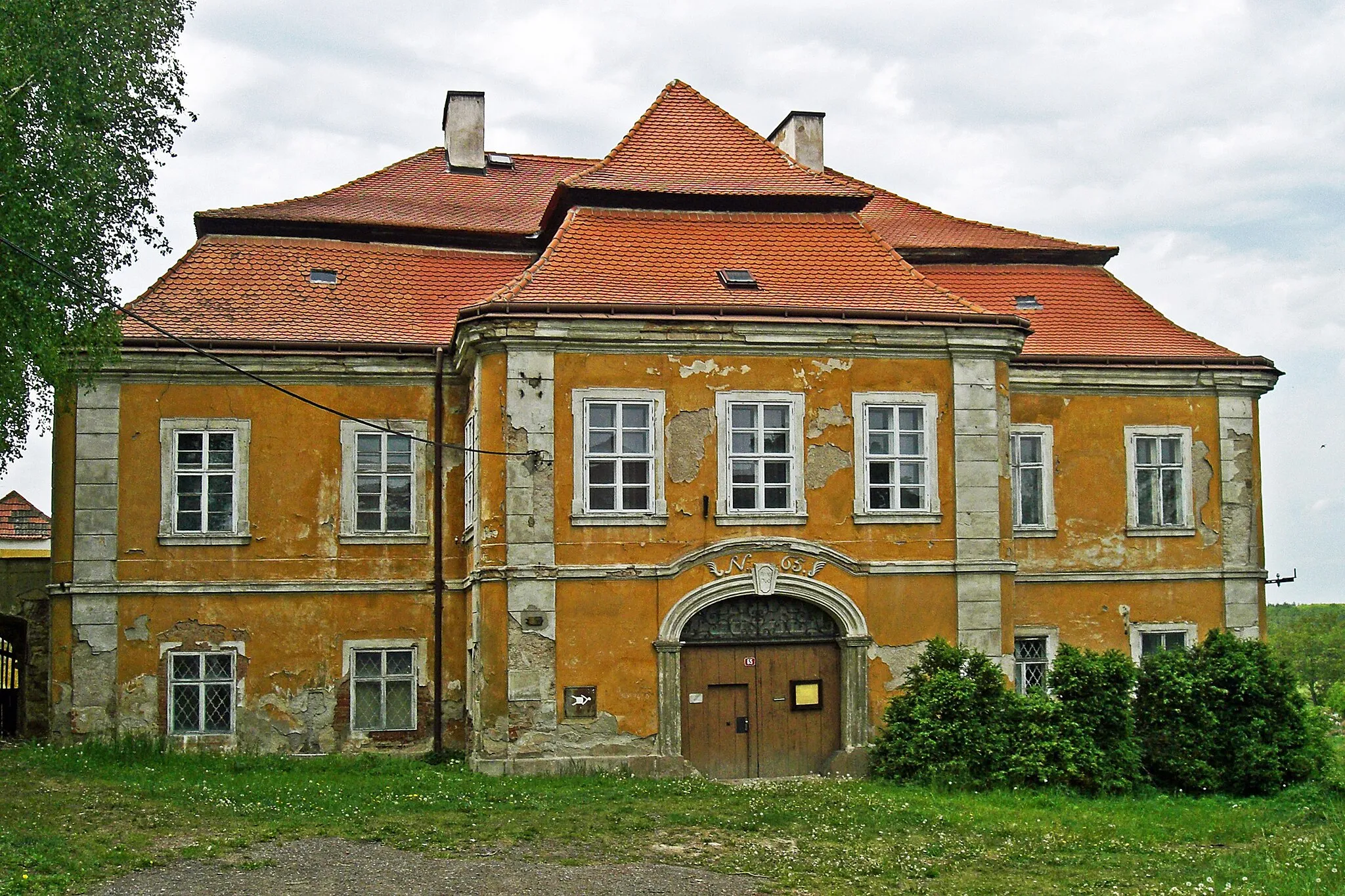 Photo showing: Jesenice village in Rakovník District, Czech Republic.