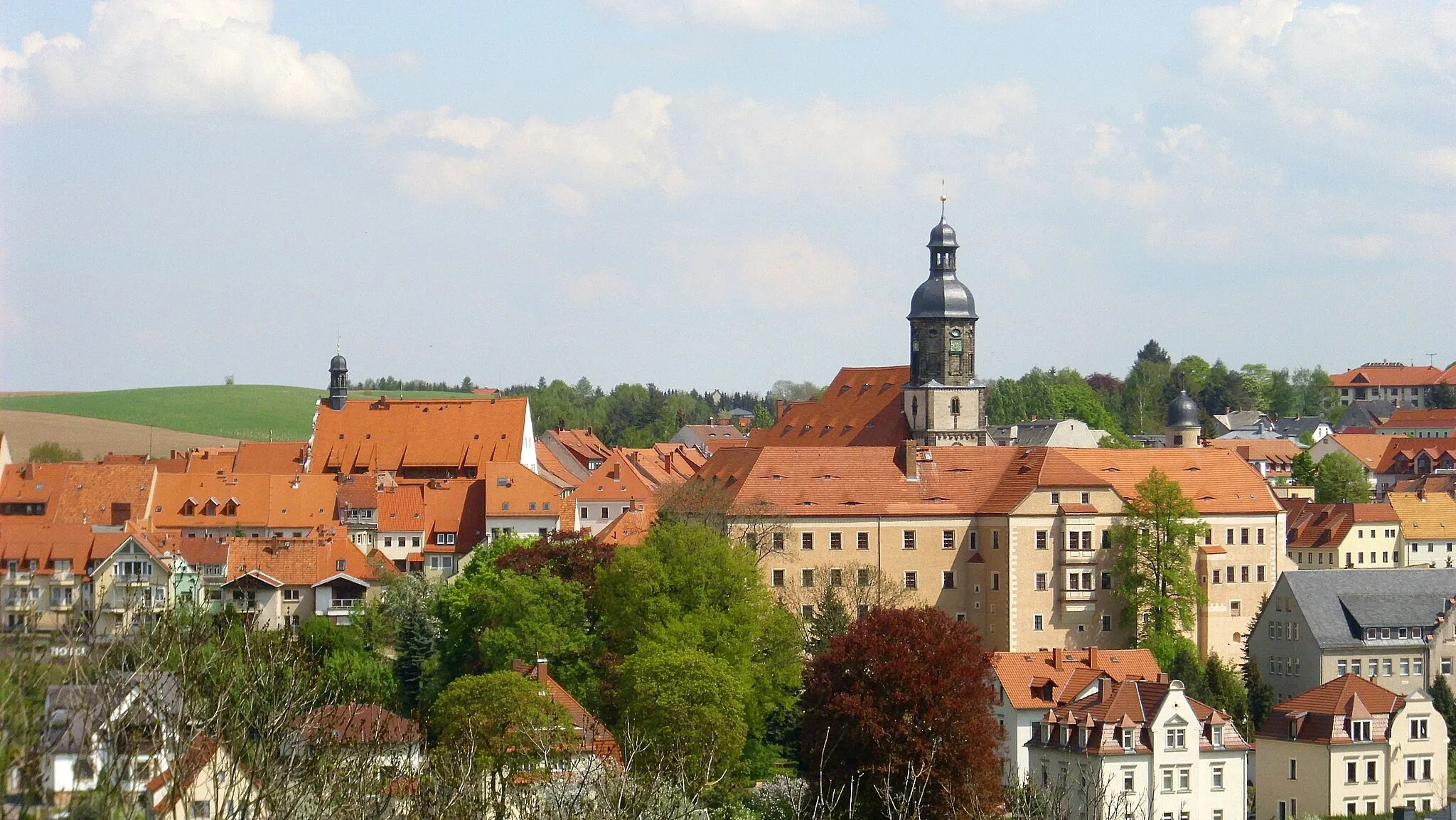 Photo showing: Blick von der Reichstädter Höhe im Westen von Dippoldiswalde auf die Stadt - Denkmalschutzgebiet Altstadt Dippoldiswalde.