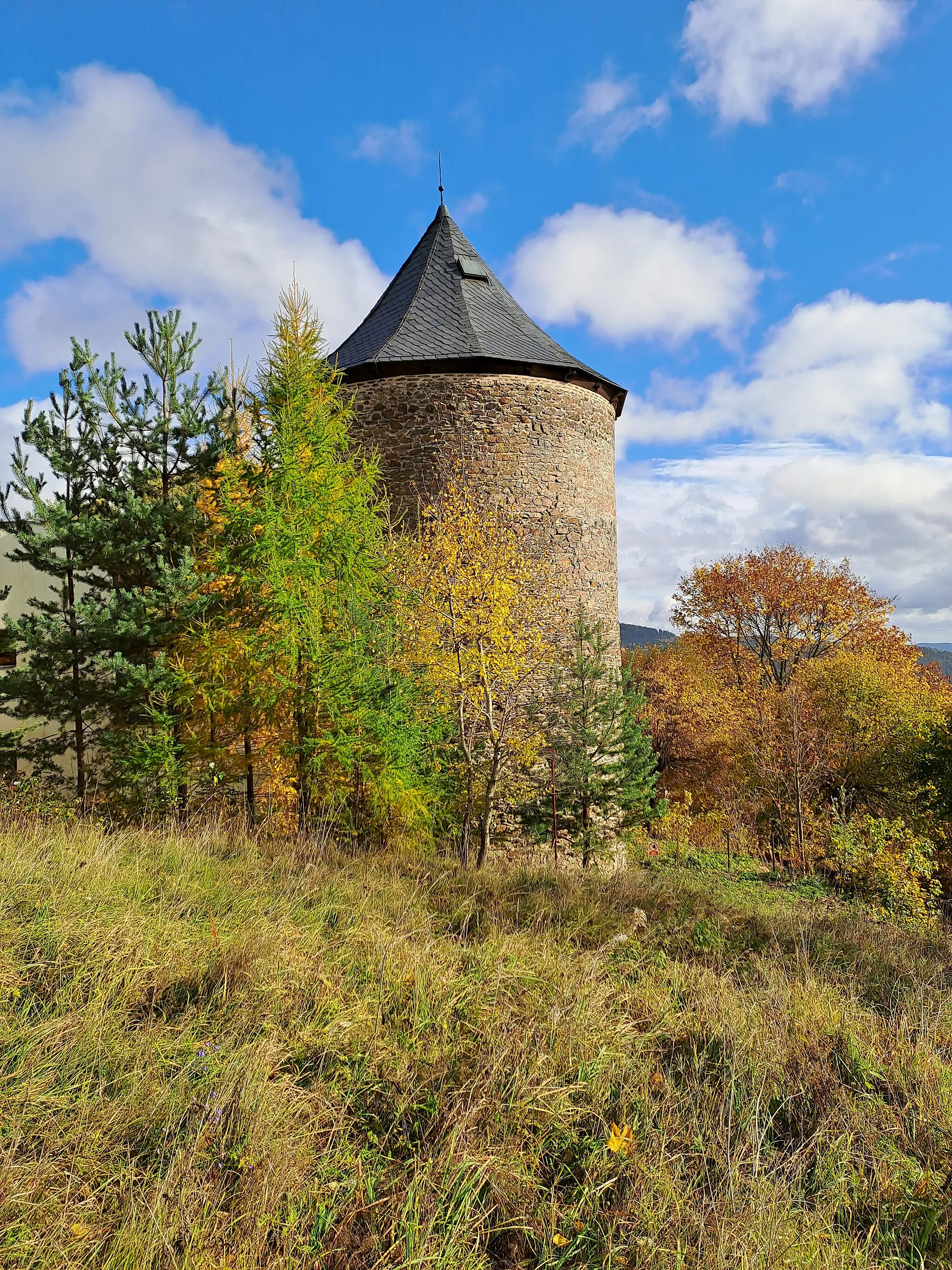 Photo showing: Freudenstein, věž Prachárna