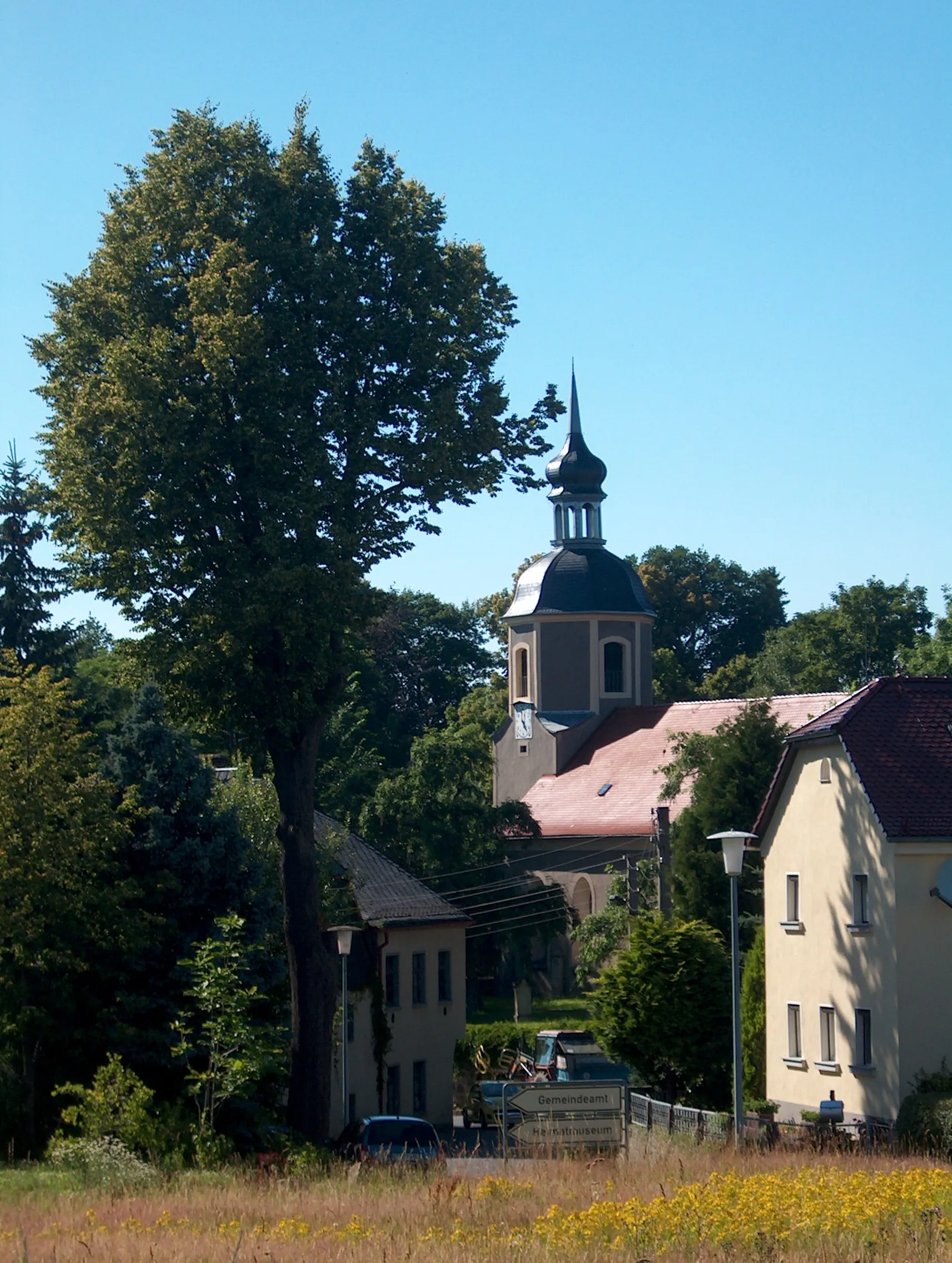 Photo showing: Blick auf Schmöllner Kirche