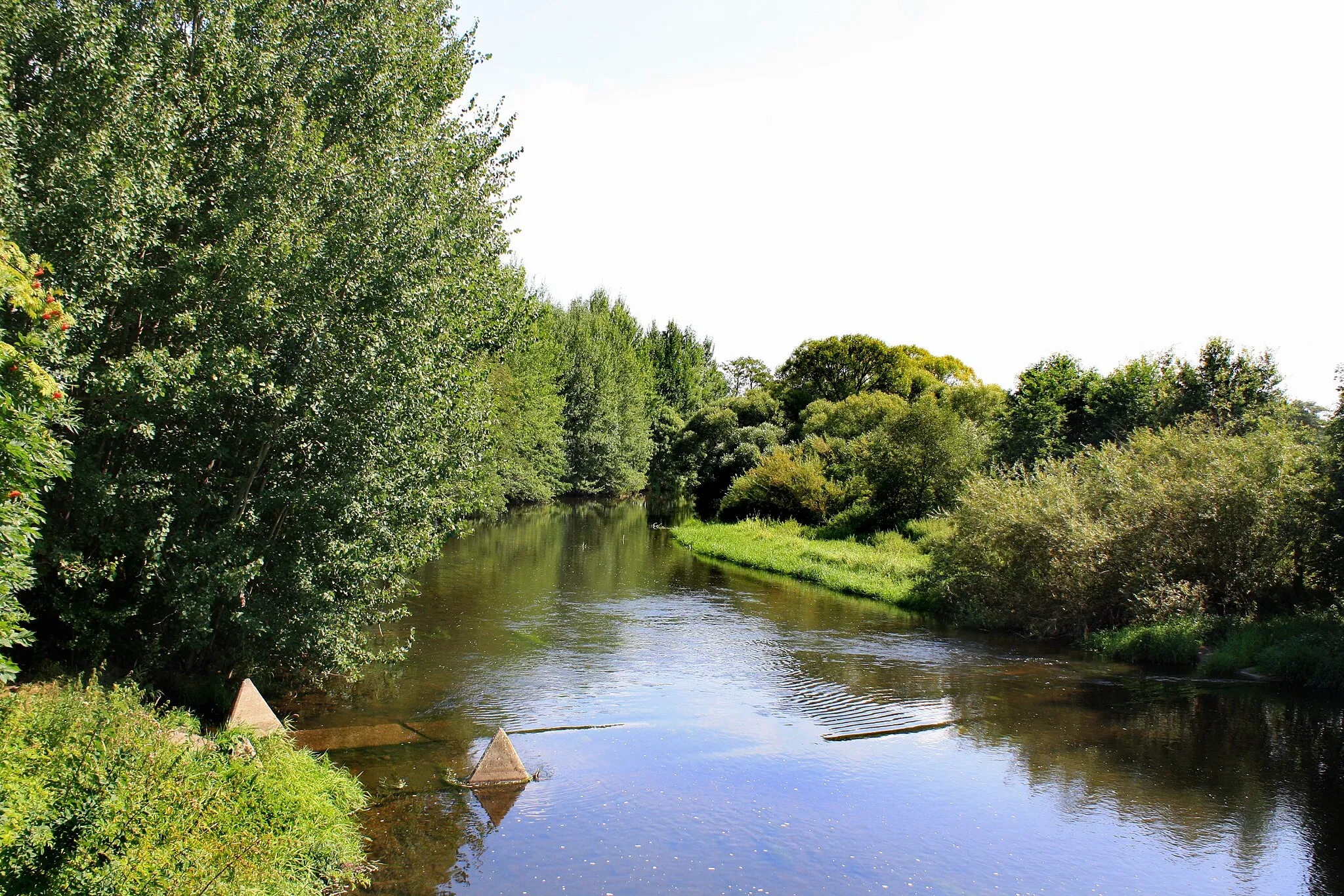 Photo showing: Ohře river in Chocovice, part of Třebeň village, Czech Republic