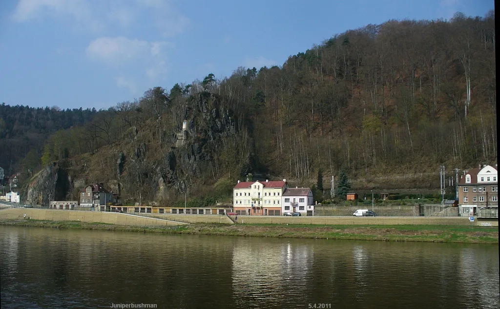 Photo showing: Červená skála