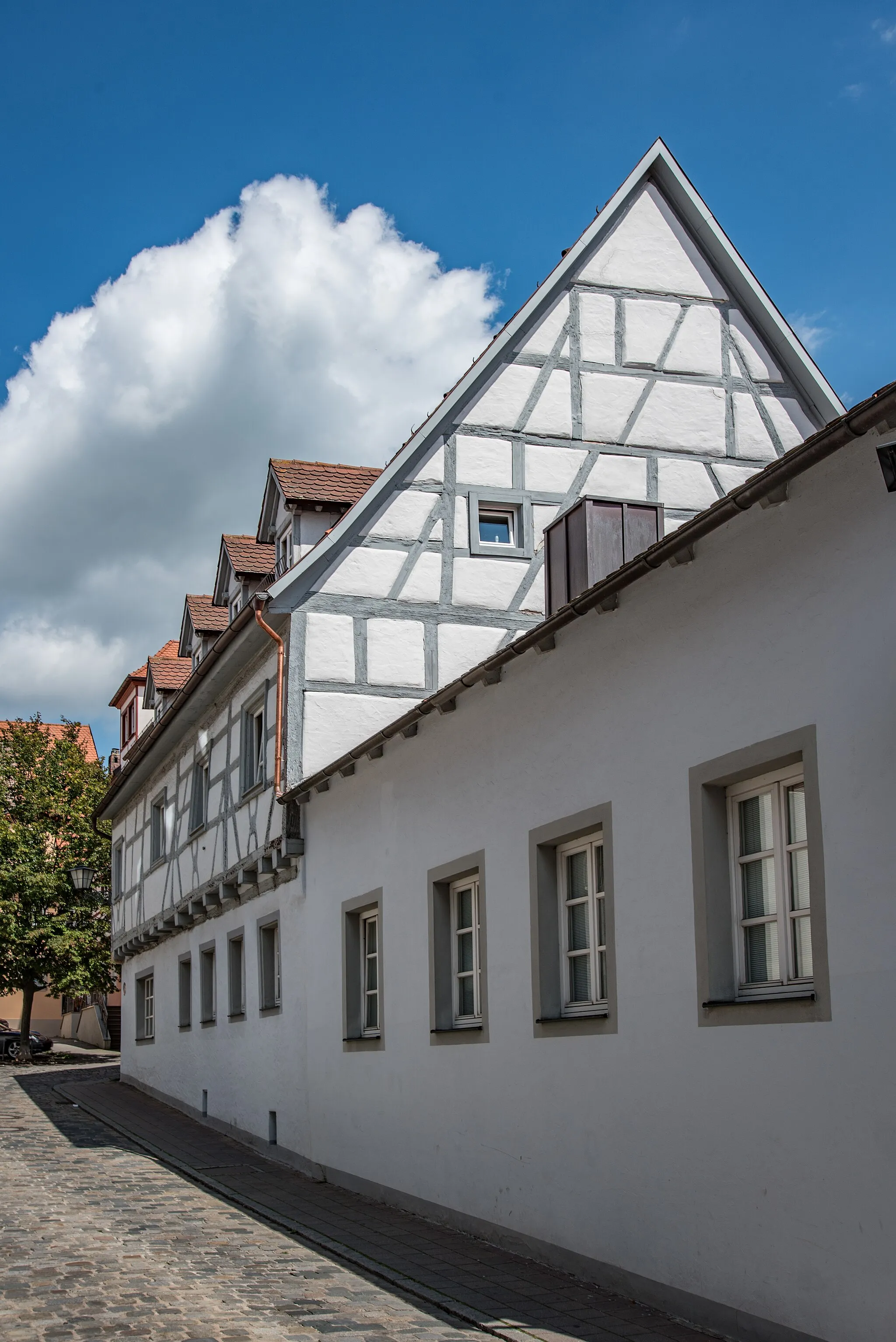 Photo showing: Weißenburg in Bayern, Rosenbühl 2, Ansicht von Süden