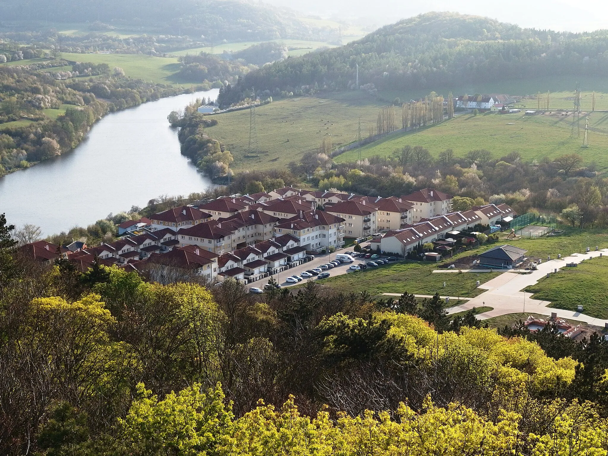 Photo showing: Kadaň, Chomutov District, Czech Republic. View from the Svatý vrch observation tower.