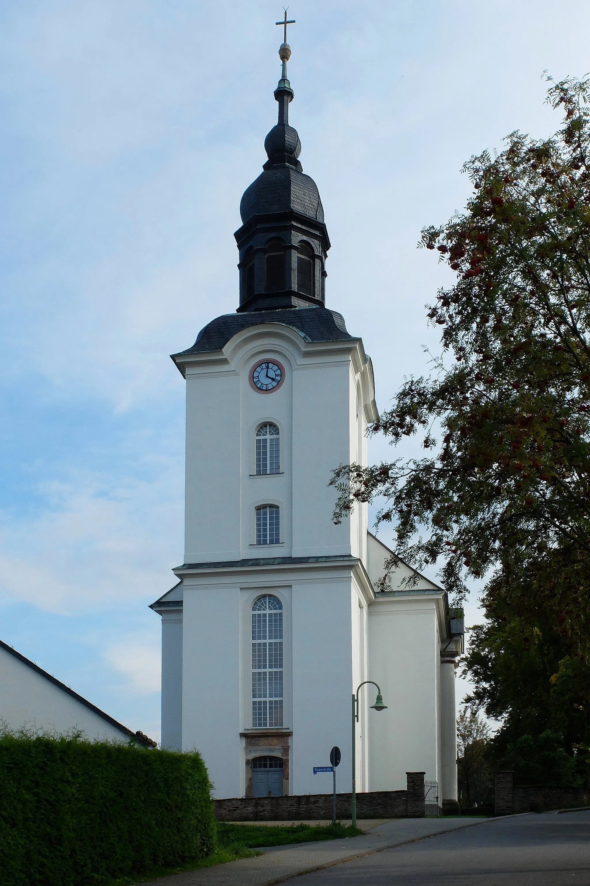 Photo showing: Kirche in Mildenau, Erzgebirgskreis (Sachsen)
50.5902761,13.067361