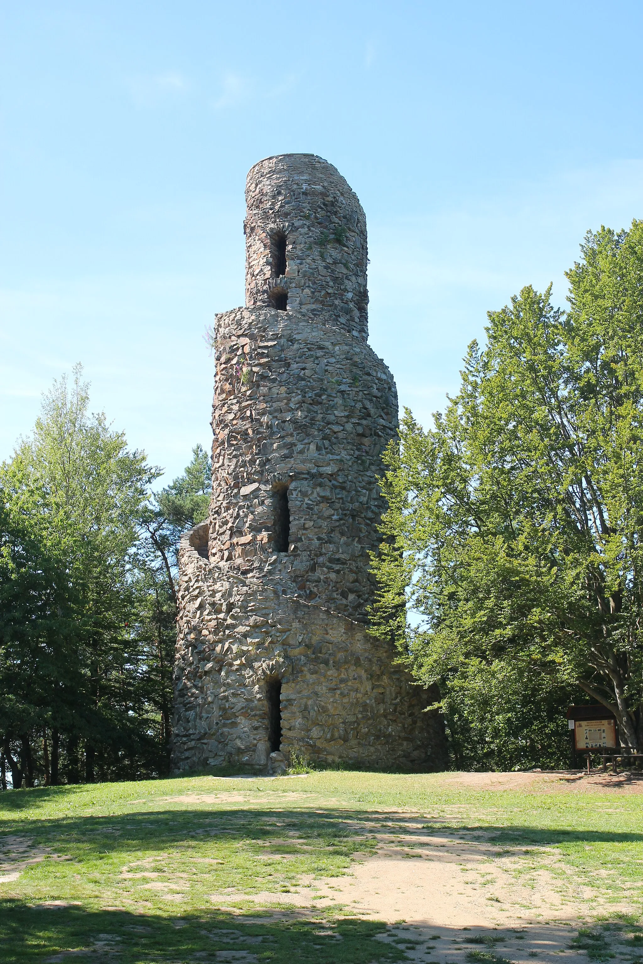 Photo showing: Krásenský vrch