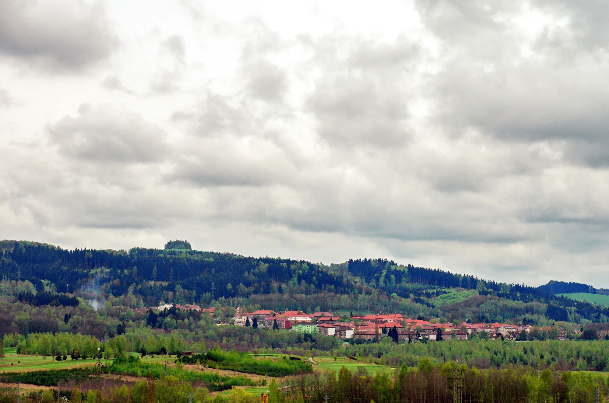 Photo showing: pohled na Březovou od Sokolova, okres Sokolov