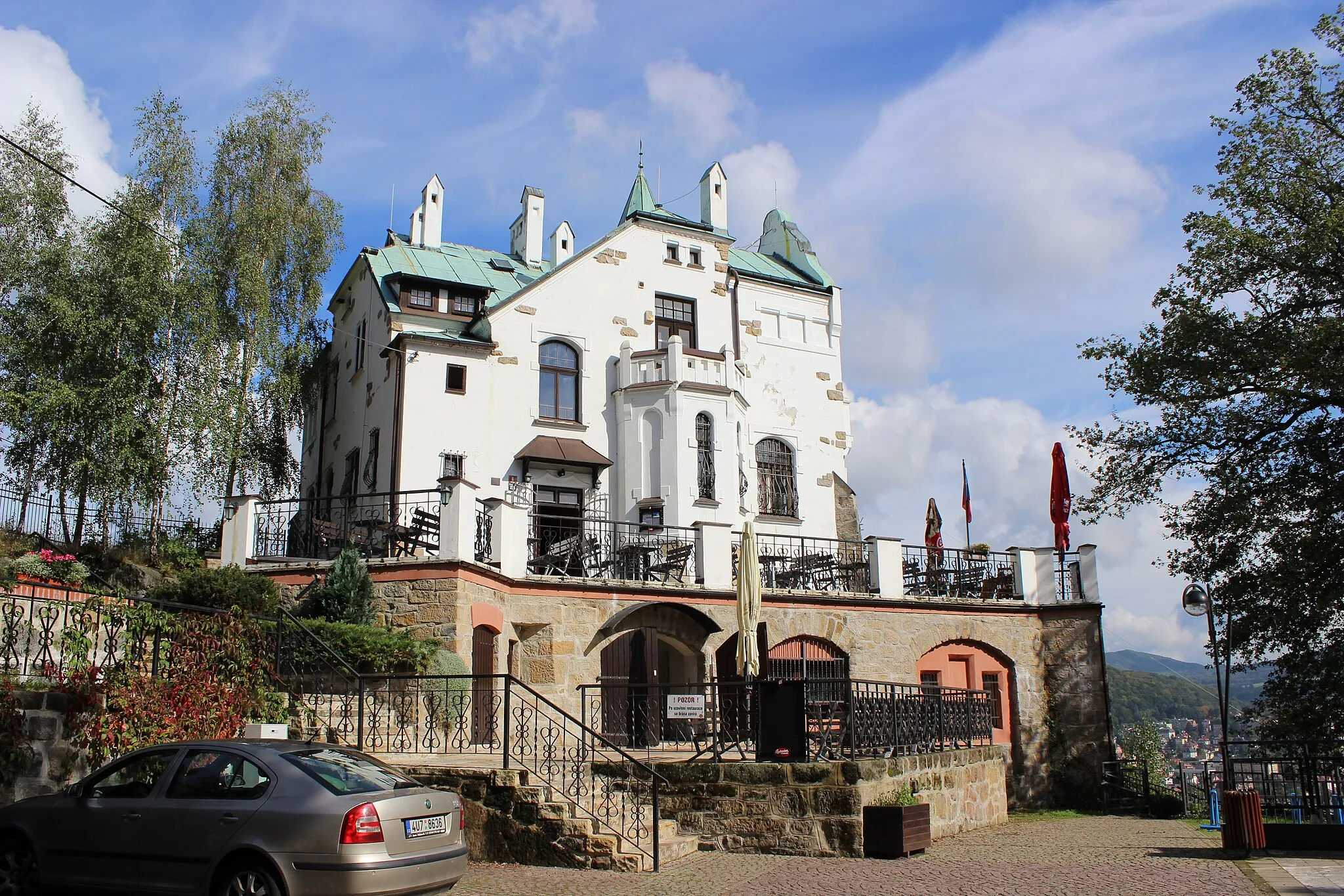 Photo showing: Restaurace na děčínské Pastýřské stěně.