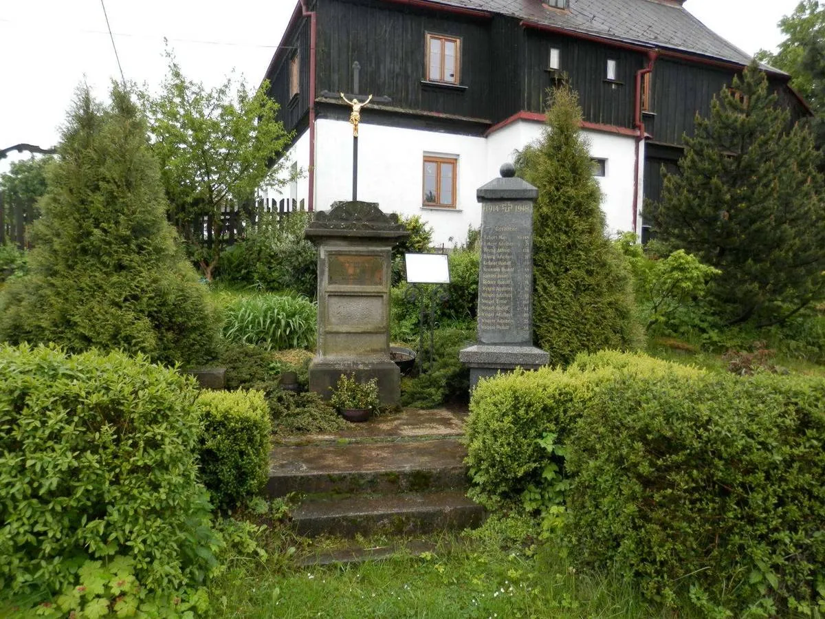 Photo showing: War memorial in Verneřice in Děčín District – entry no. 9043.