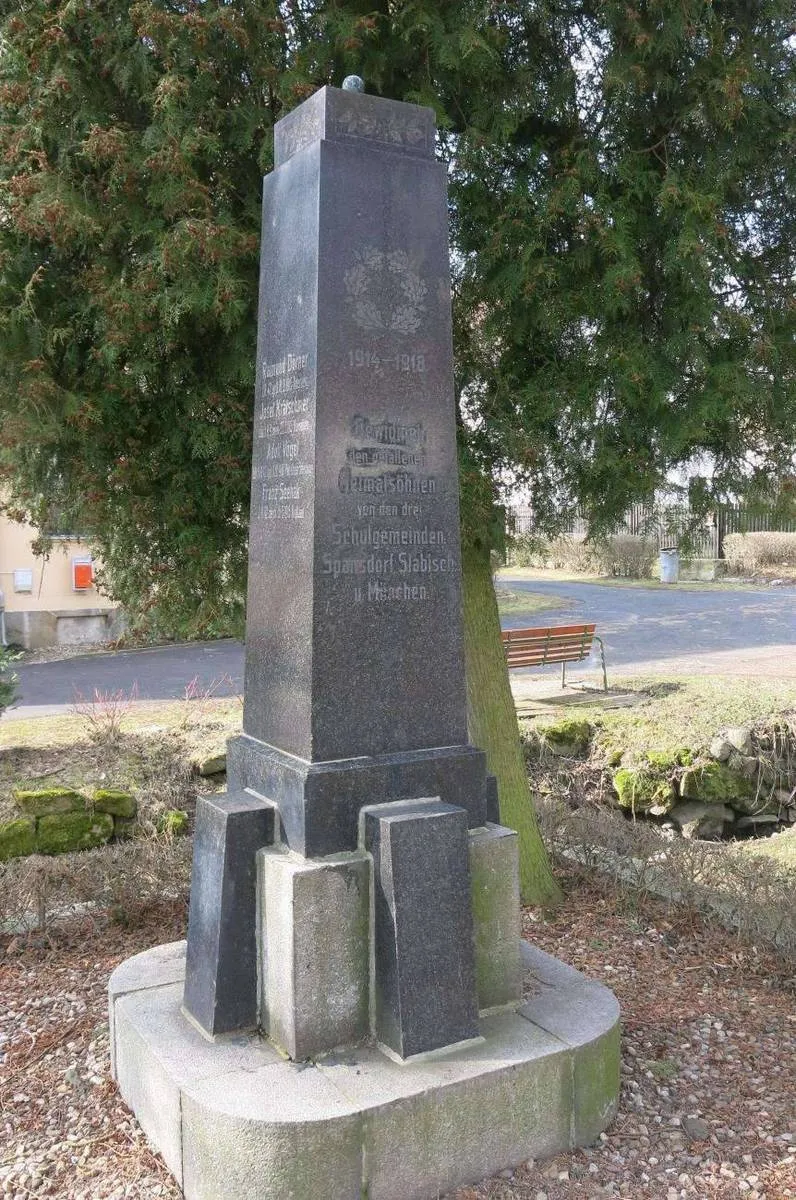 Photo showing: War memorial in Chuderov in Ústí nad Labem District – entry no. 14305.