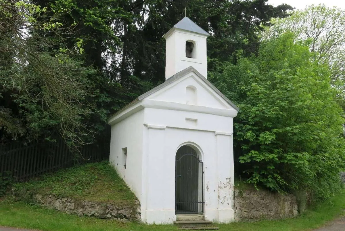 Photo showing: Chapel in Budov, Svádov, Ústí nad Labem in Ústí nad Labem District – entry no. 15353.