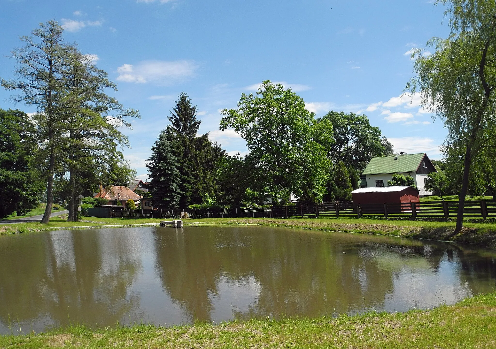 Photo showing: Dorfteich in Welhotten – Lhota, OT von Čistá