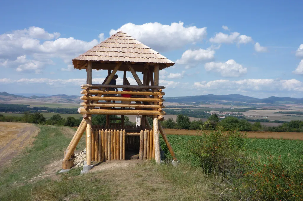 Photo showing: Tower Stradonka