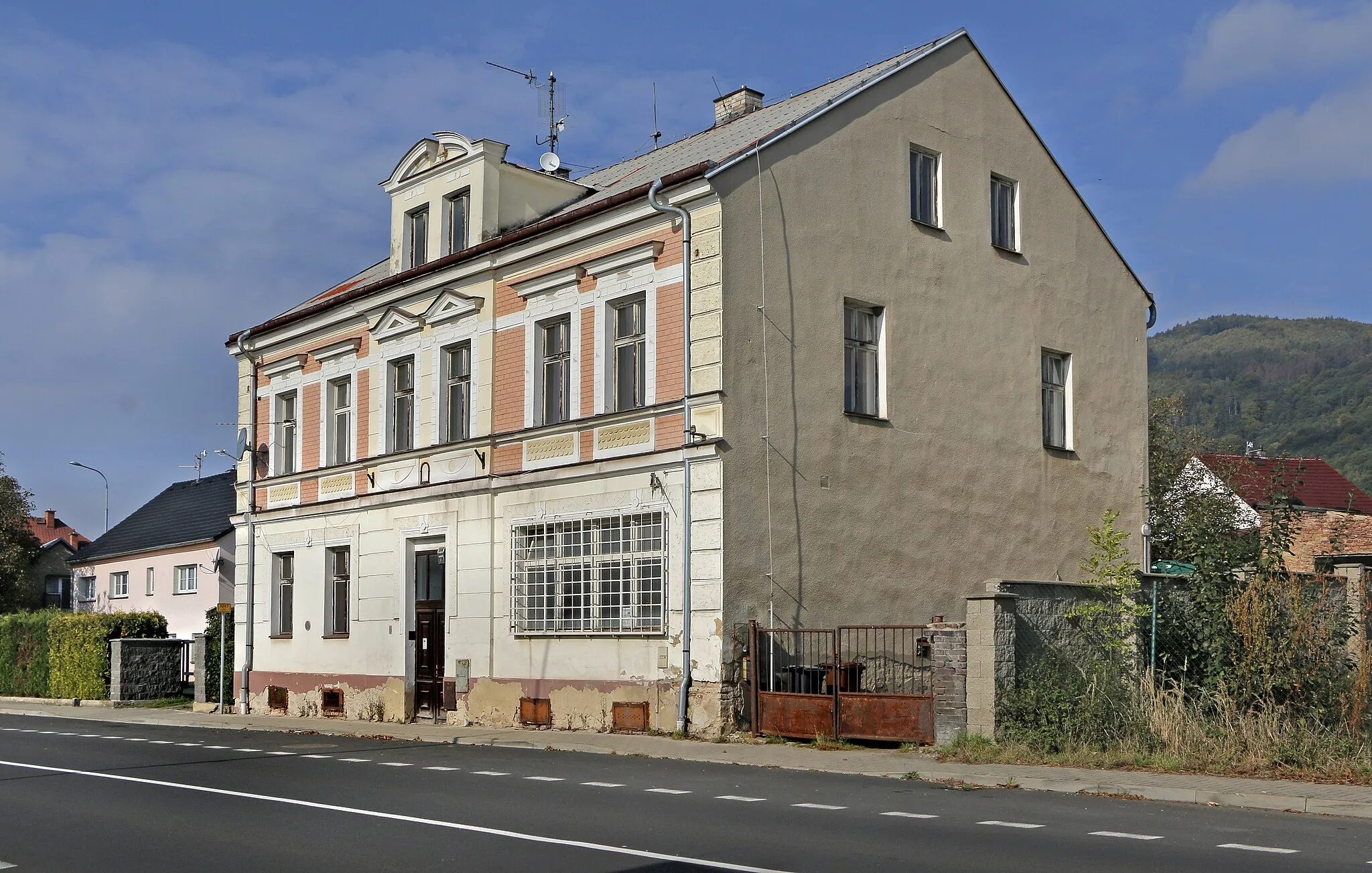 Photo showing: Unčín, part of Krupka, Czech Republic.