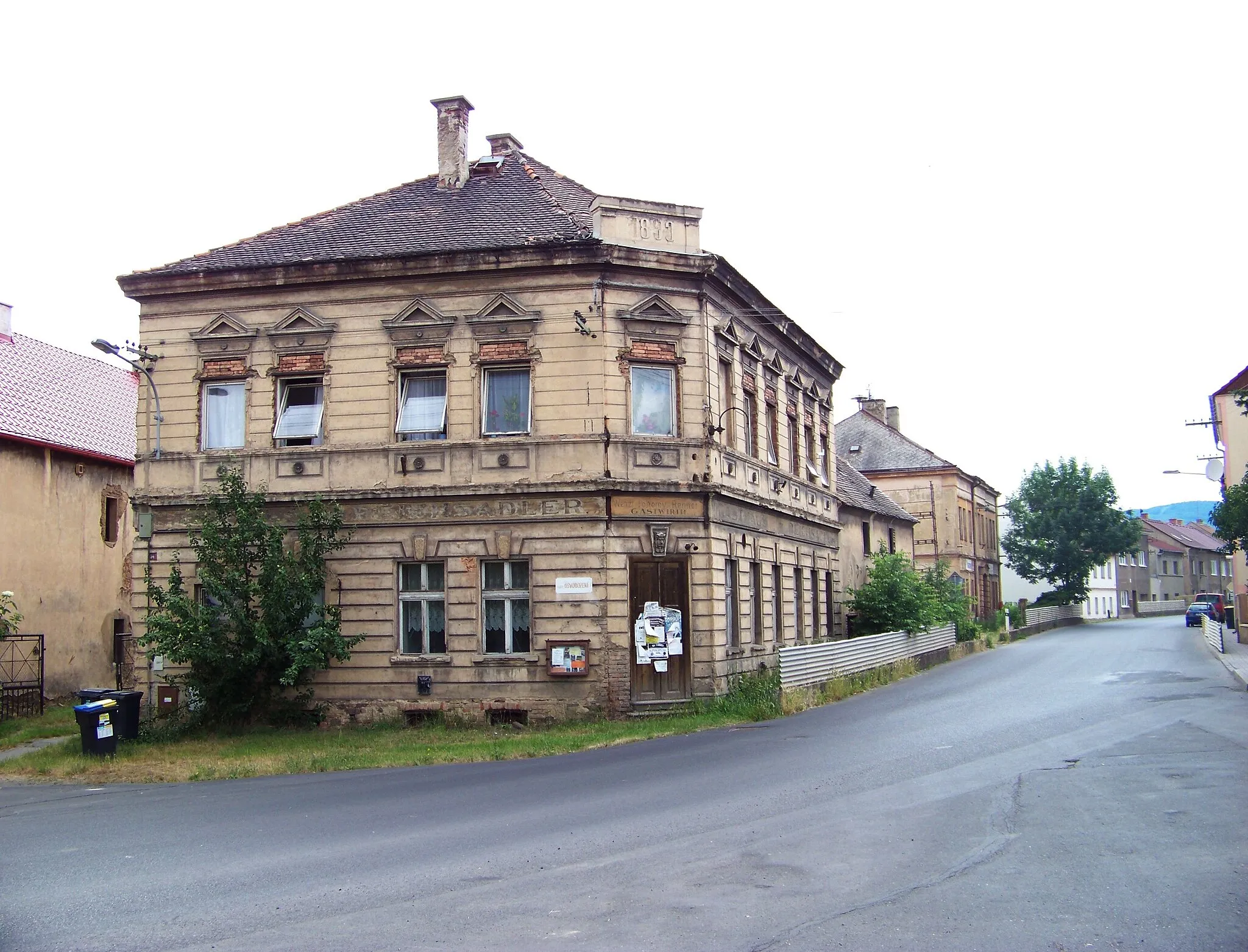 Photo showing: Teplice-Hudcov, Teplice District, Ústí nad Labem Region, Czech Republic. Nám. Osvobození 34, Hudcovská street.