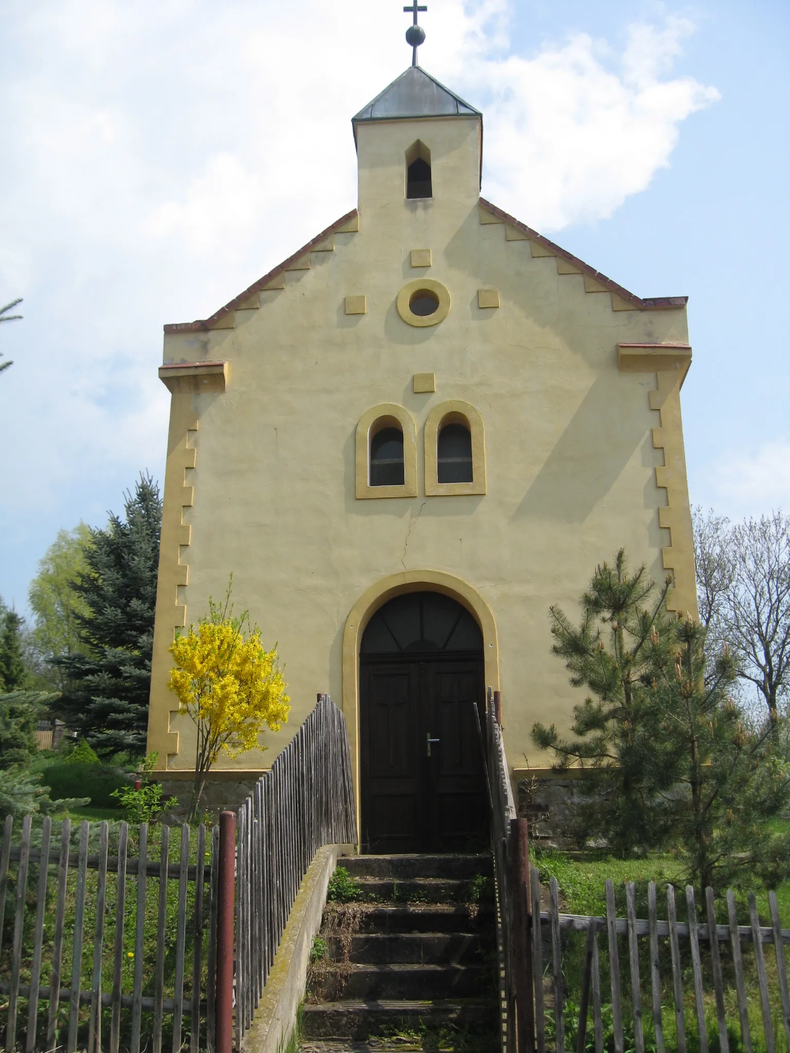 Photo showing: Chapel in Milá, Czech Republic