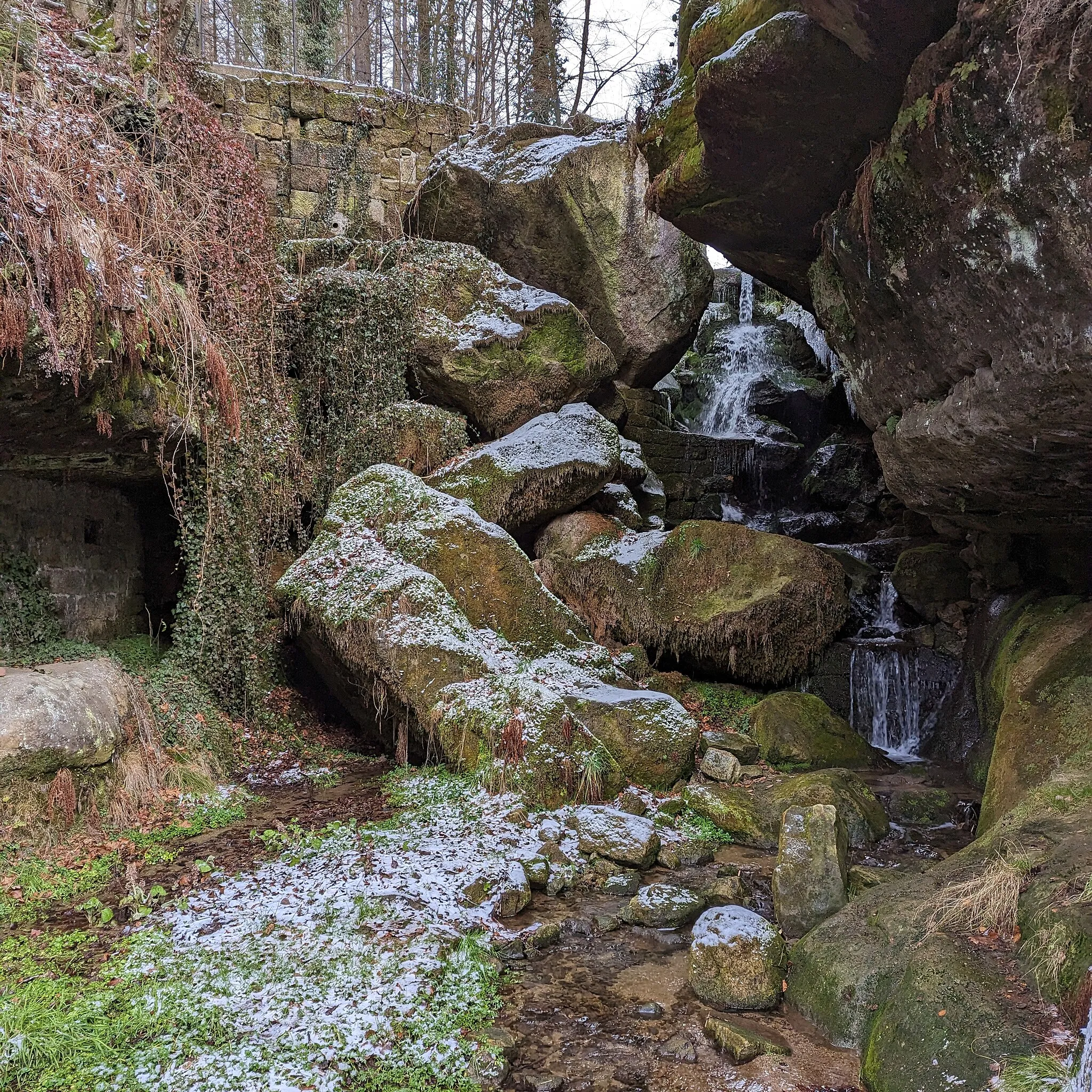 Photo showing: Waterfall in Lichtenhain/Sebnitz, Saxony, Germany