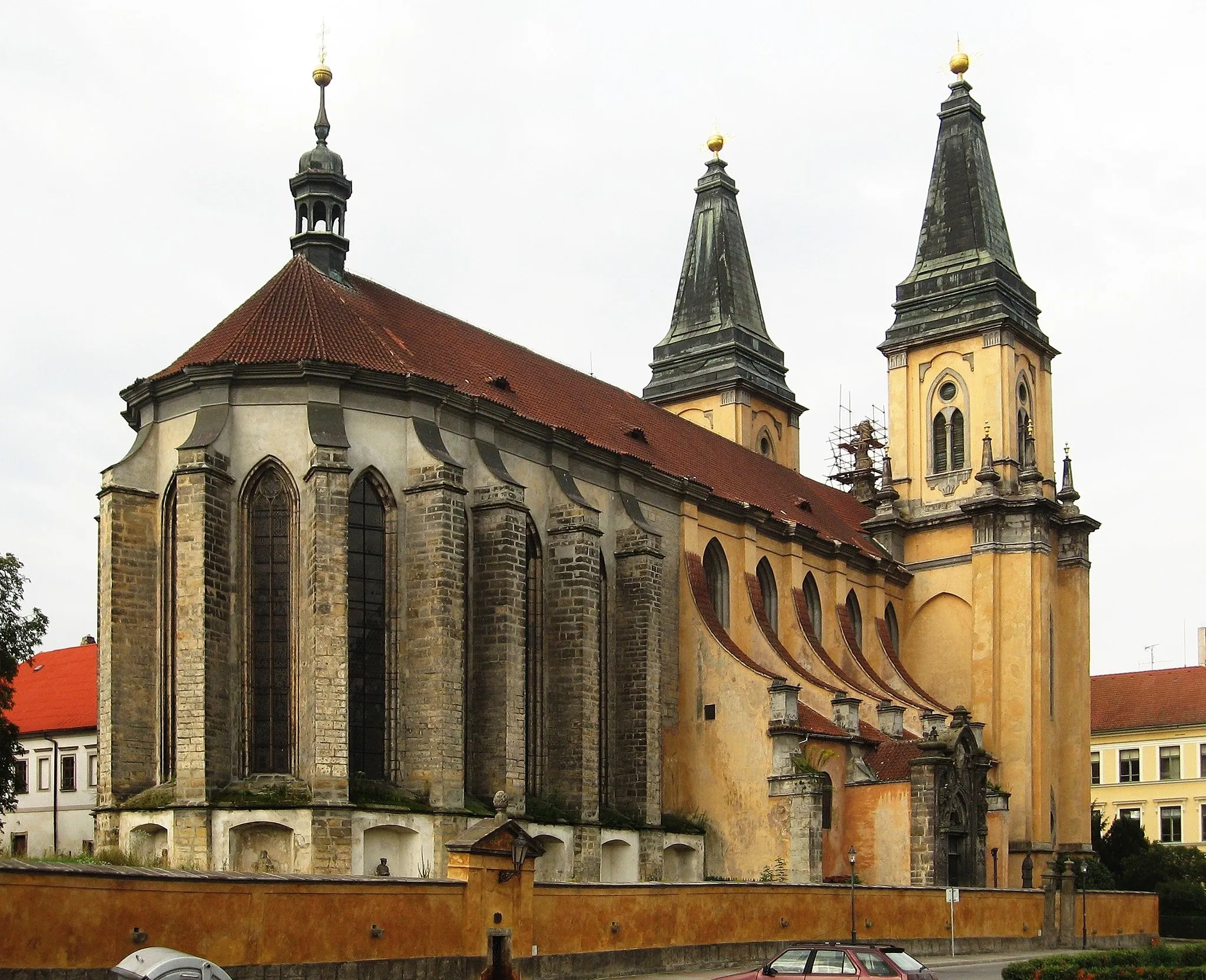 Photo showing: Kostel Narození Panny Marie v Roudnici nad Labem