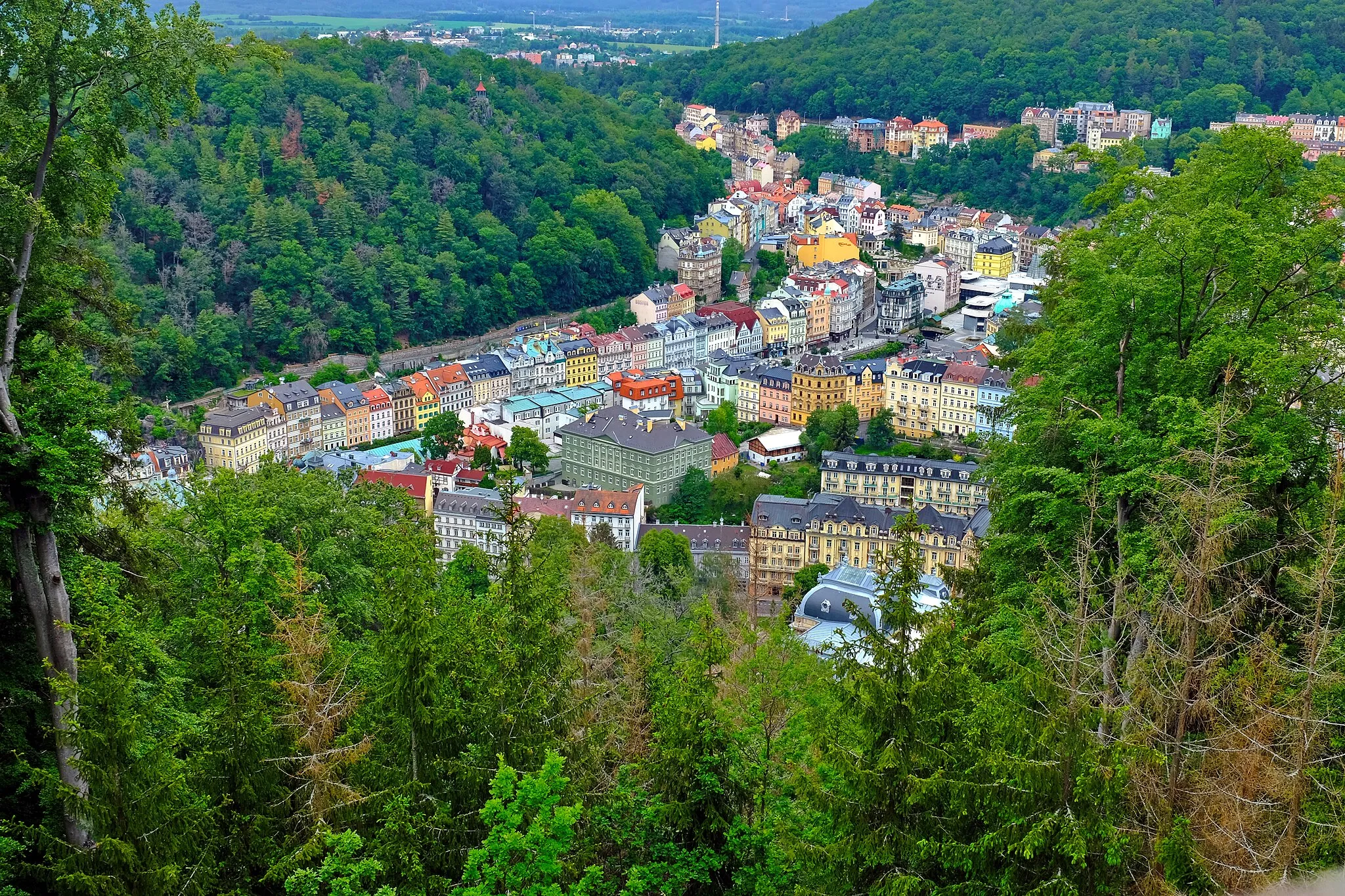 Photo showing: Karlovy Vary, pohled na město z vyhlídky Karla IV.