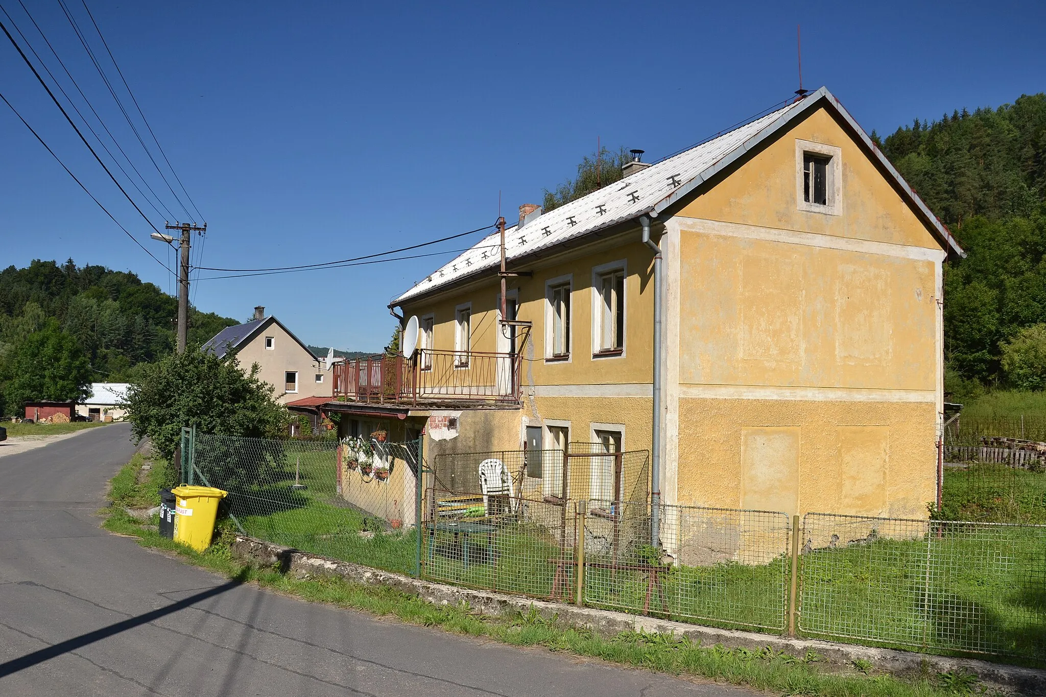 Photo showing: Dolní Lomnice – dům na východním okraji vesnice