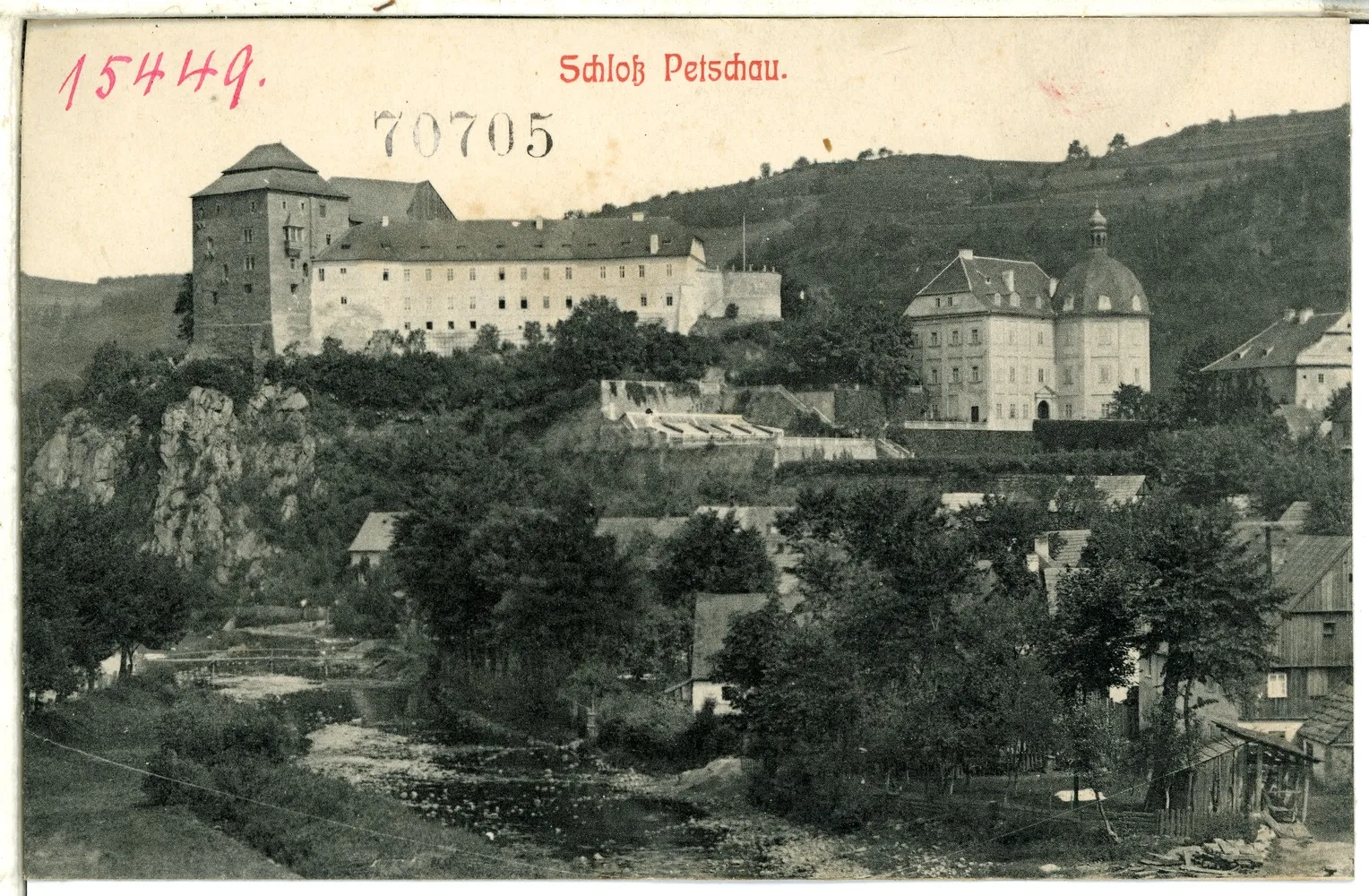 Photo showing: Petschau; Blick nach Petschau, Schloß
