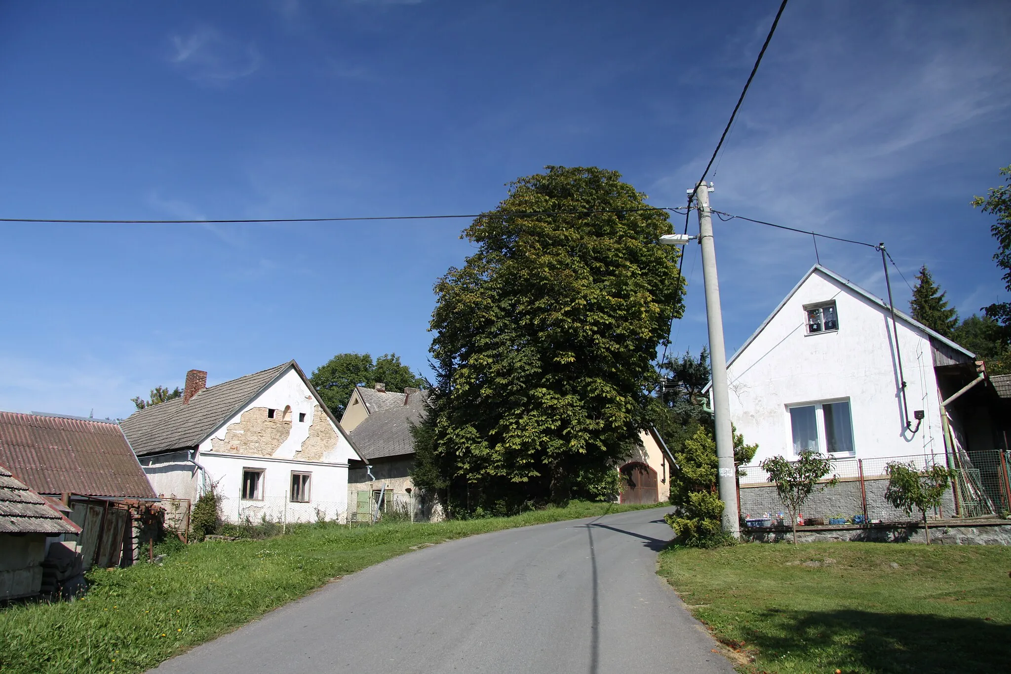 Photo showing: Hněvanice, part of Chyšky village, Písek District, Czech Republic