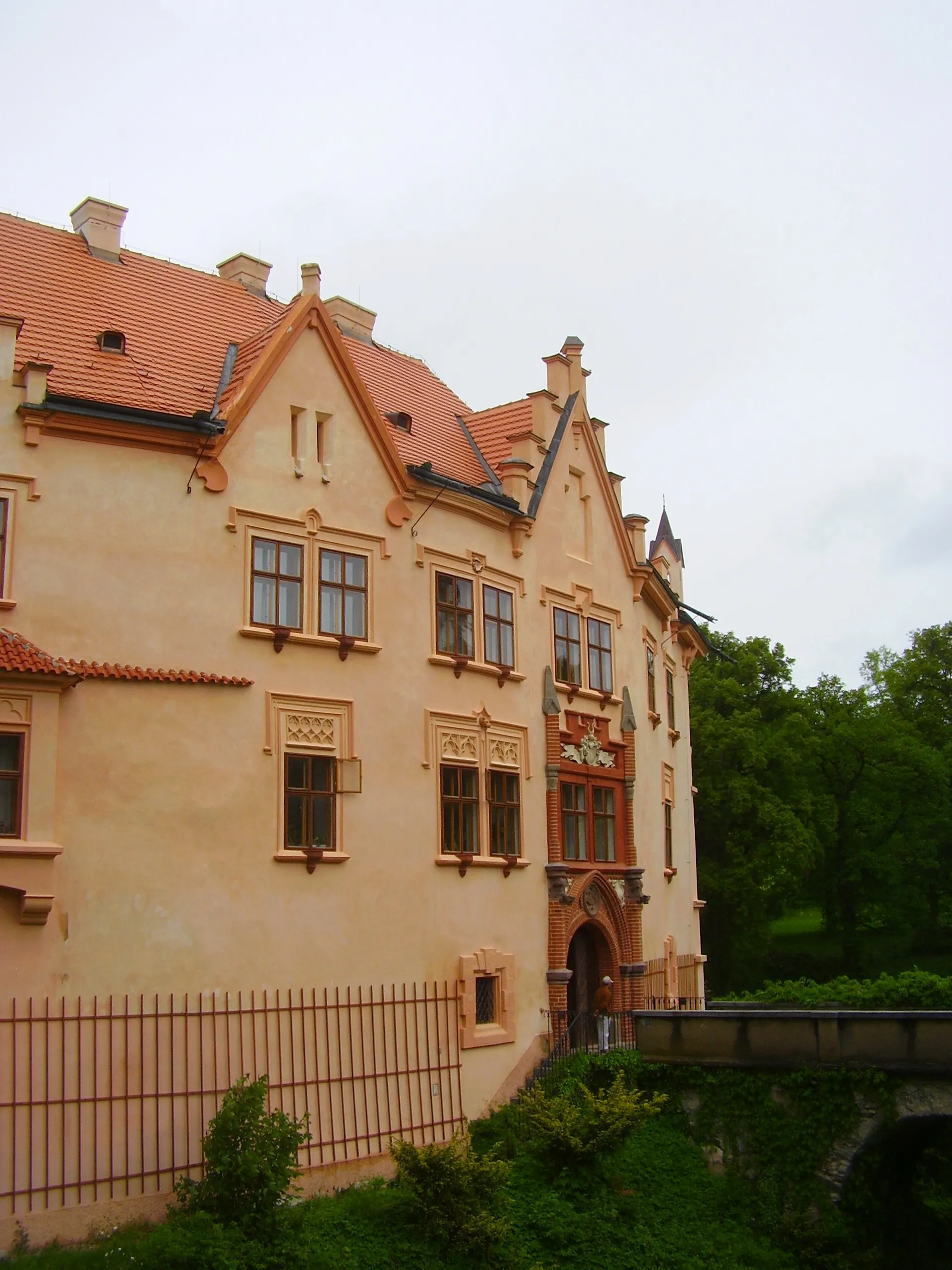 Photo showing: Vrchotovy Janovice castel, Central Bohemian Region