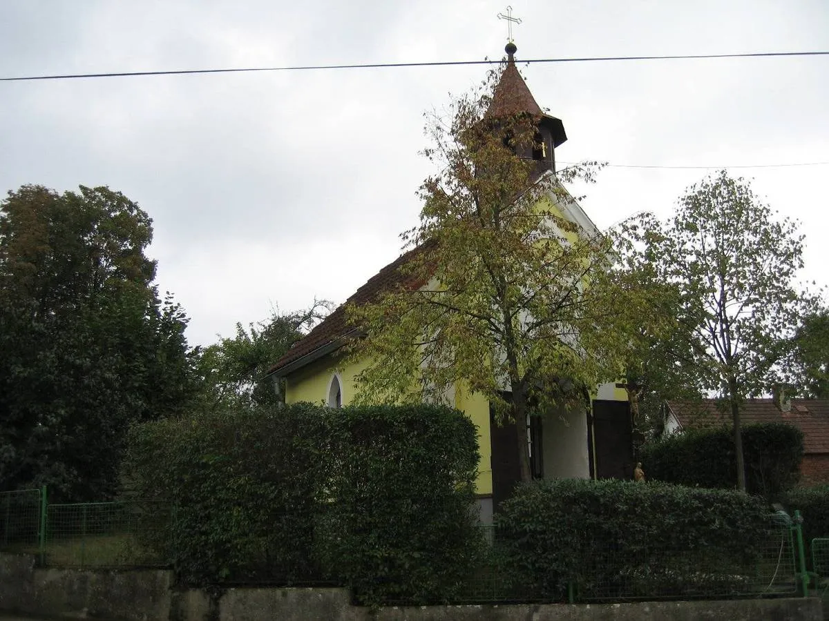 Photo showing: Chapel in Slověnice in Benešov District – entry no. 23276.