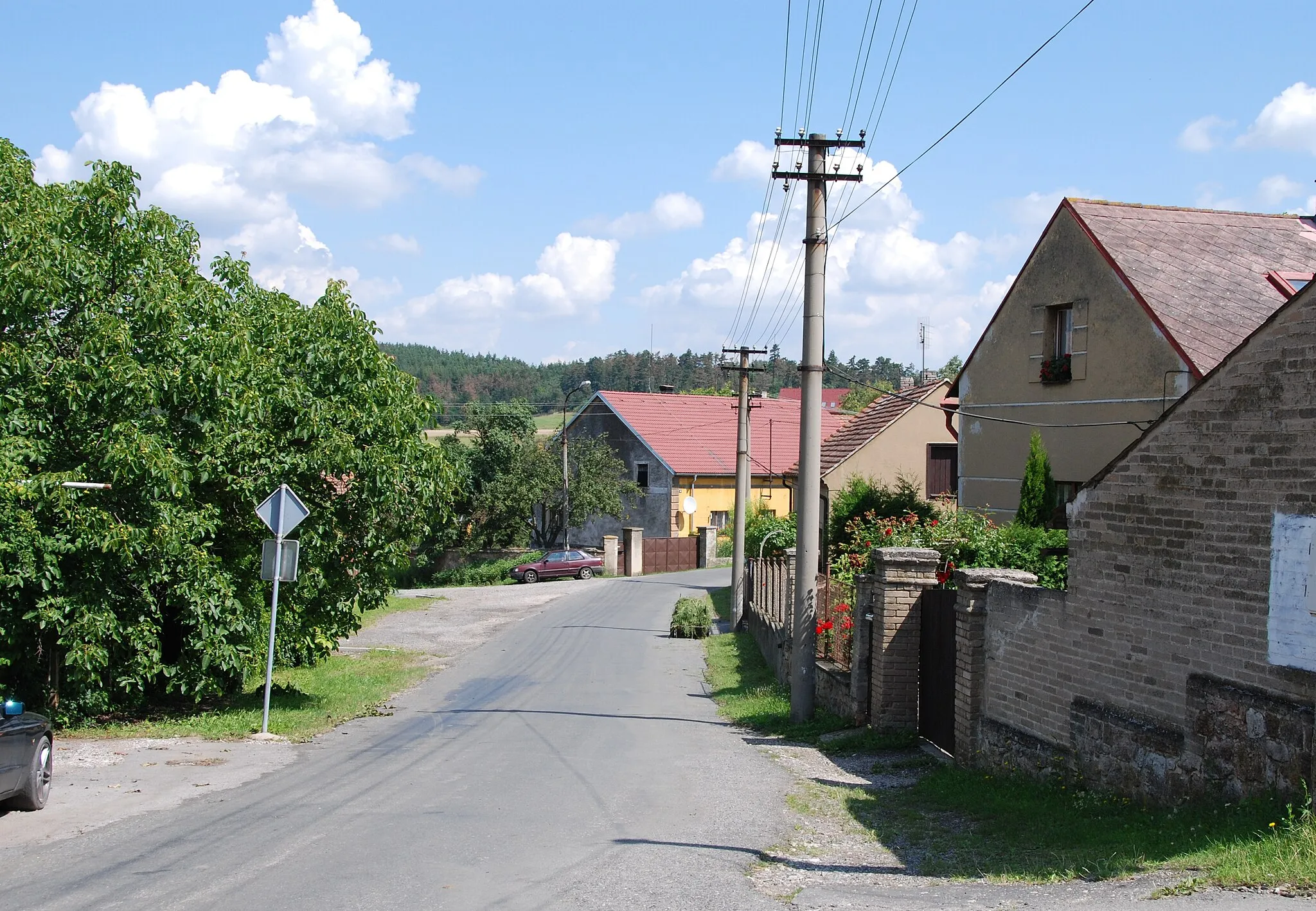Photo showing: Koněprusy - vesnice