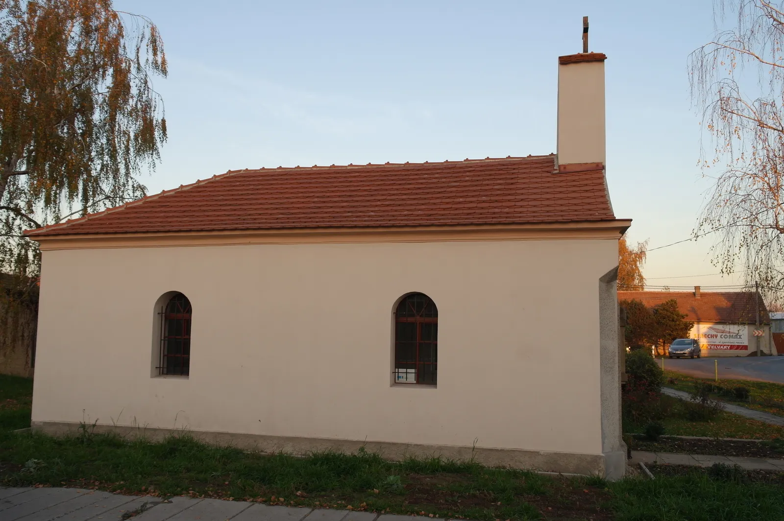 Photo showing: Chapel of Saint Wenceslaus, Ješín (Velvary), Kladno District