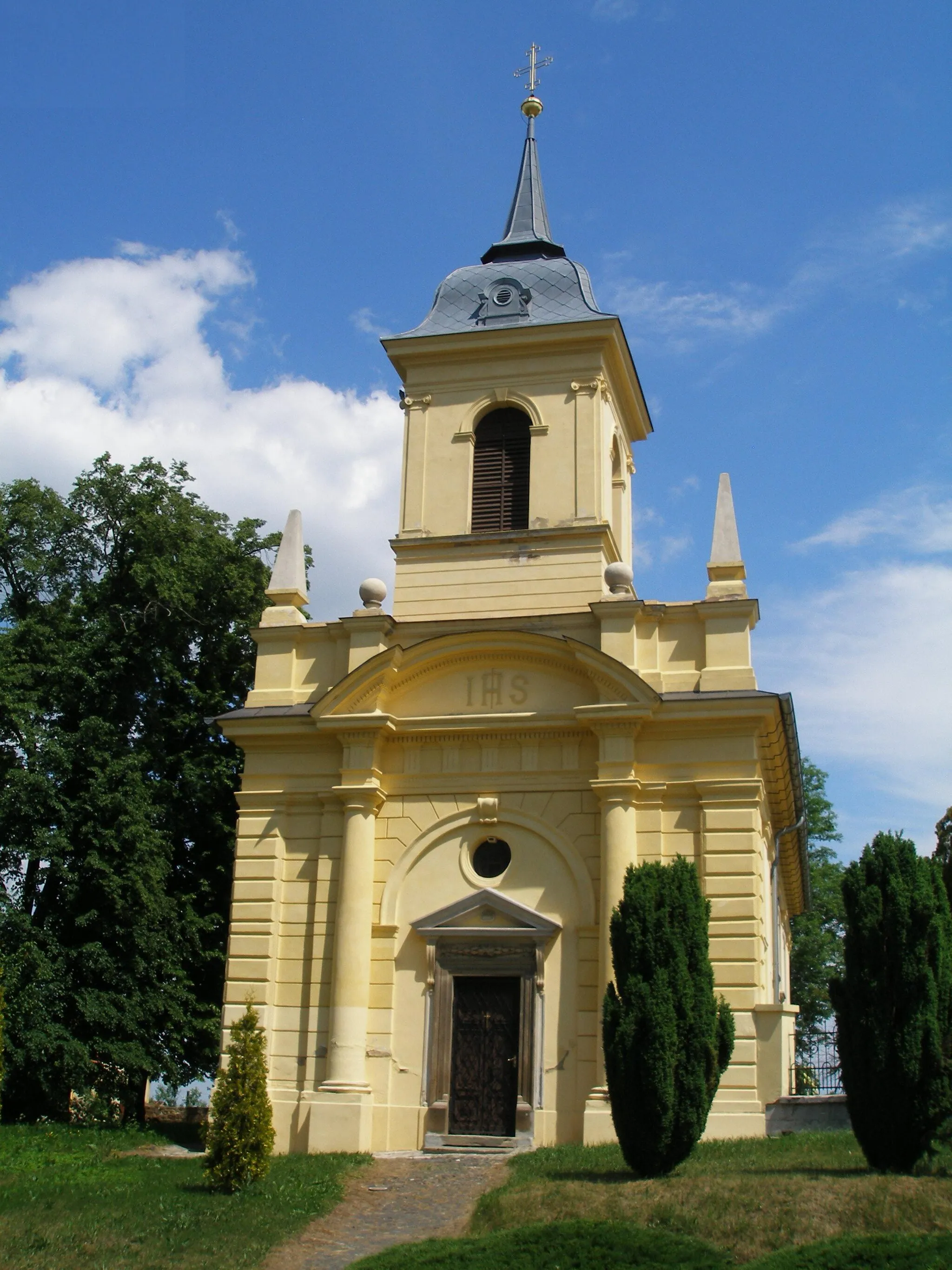 Photo showing: Kostel svatého Václava v Hobšovicích.