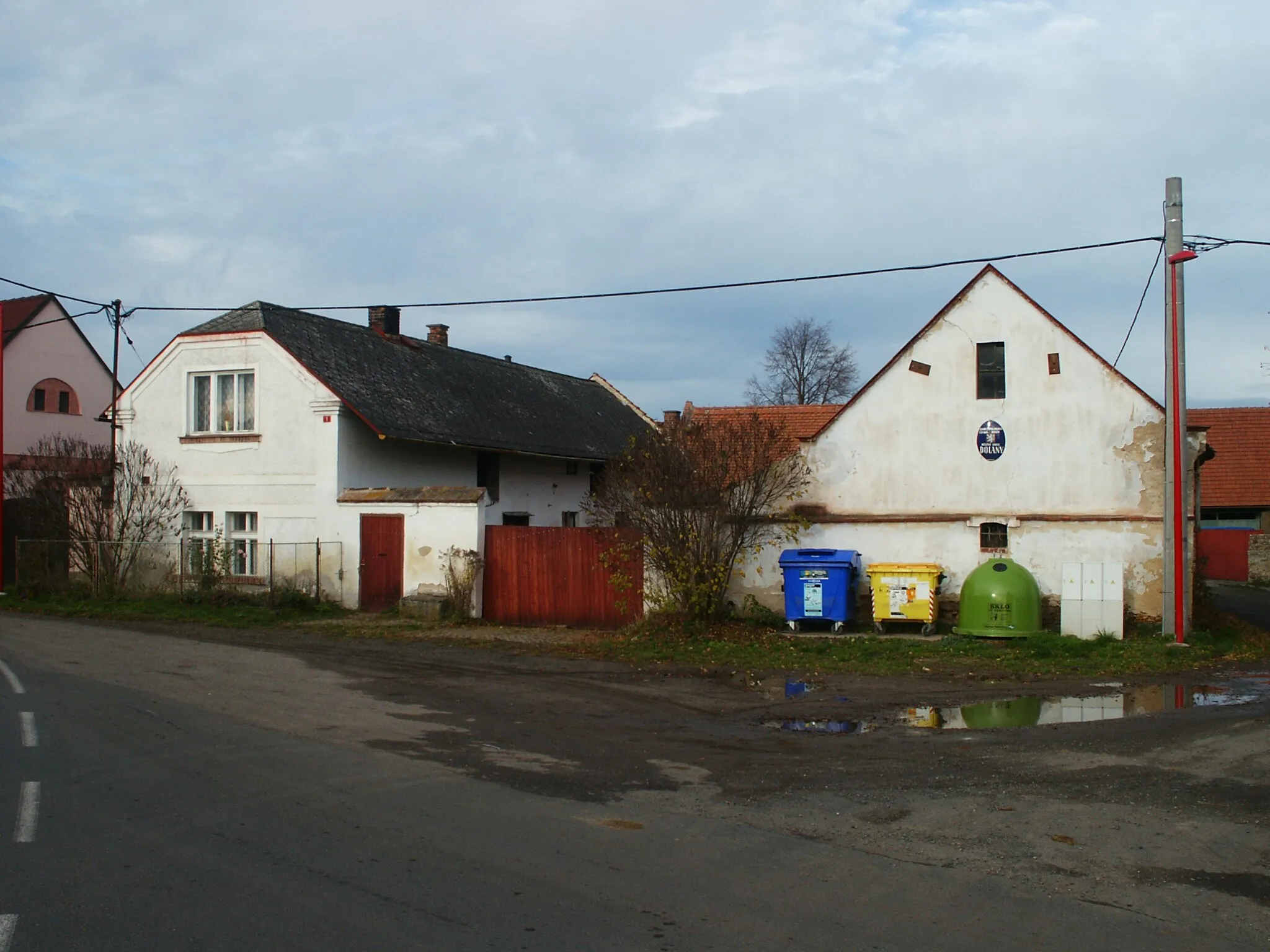 Photo showing: Dolany - náves, č.p. 1