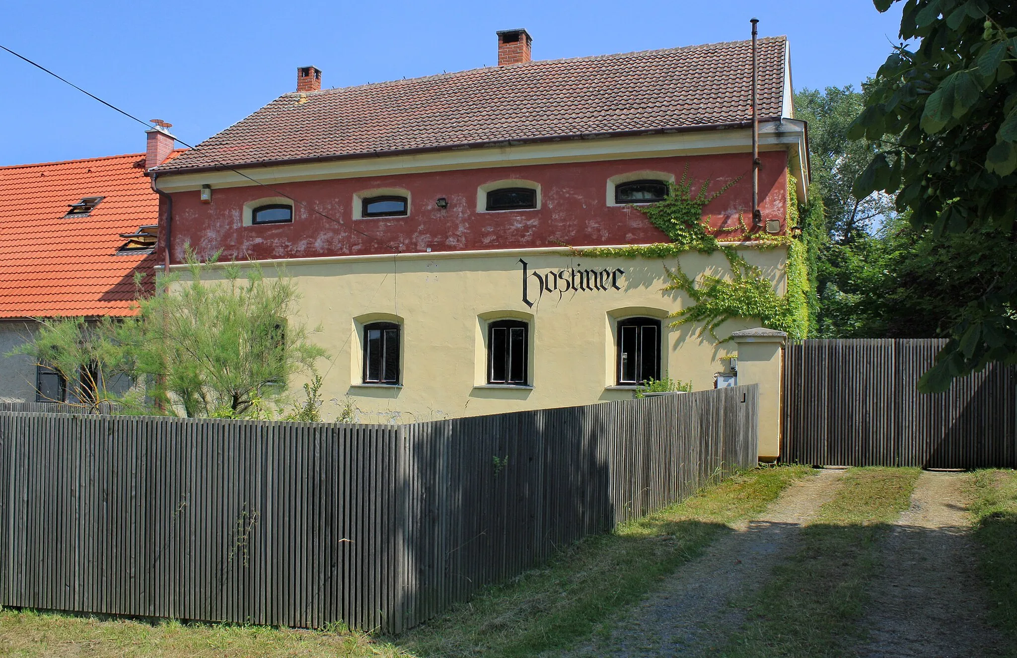 Photo showing: Janovická Lhota, part of Uhlířské Janovice, Czech Republic.