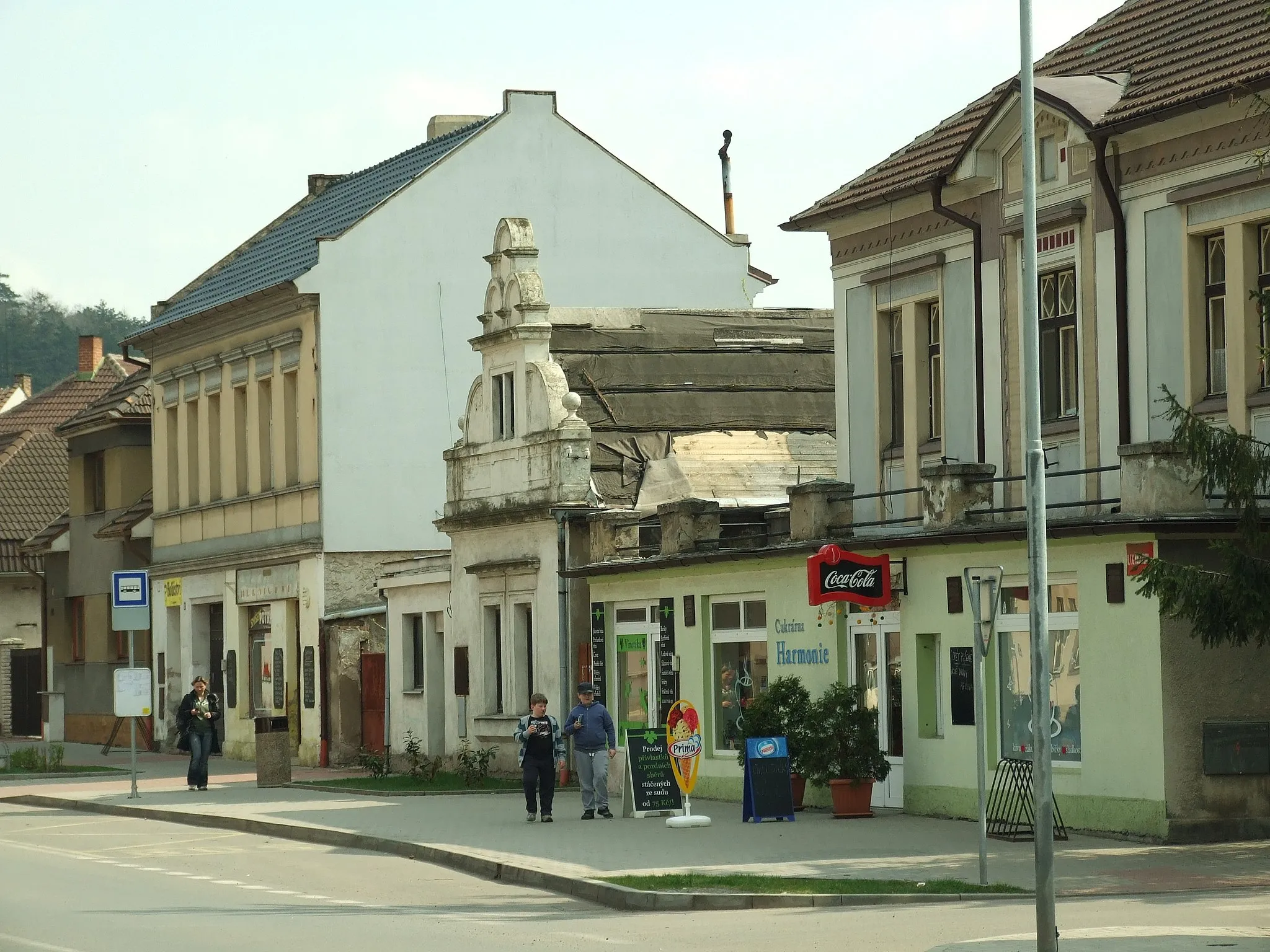 Photo showing: Sweetshop in Všetaty, Mělník District, Central Bohemian Region, CZ