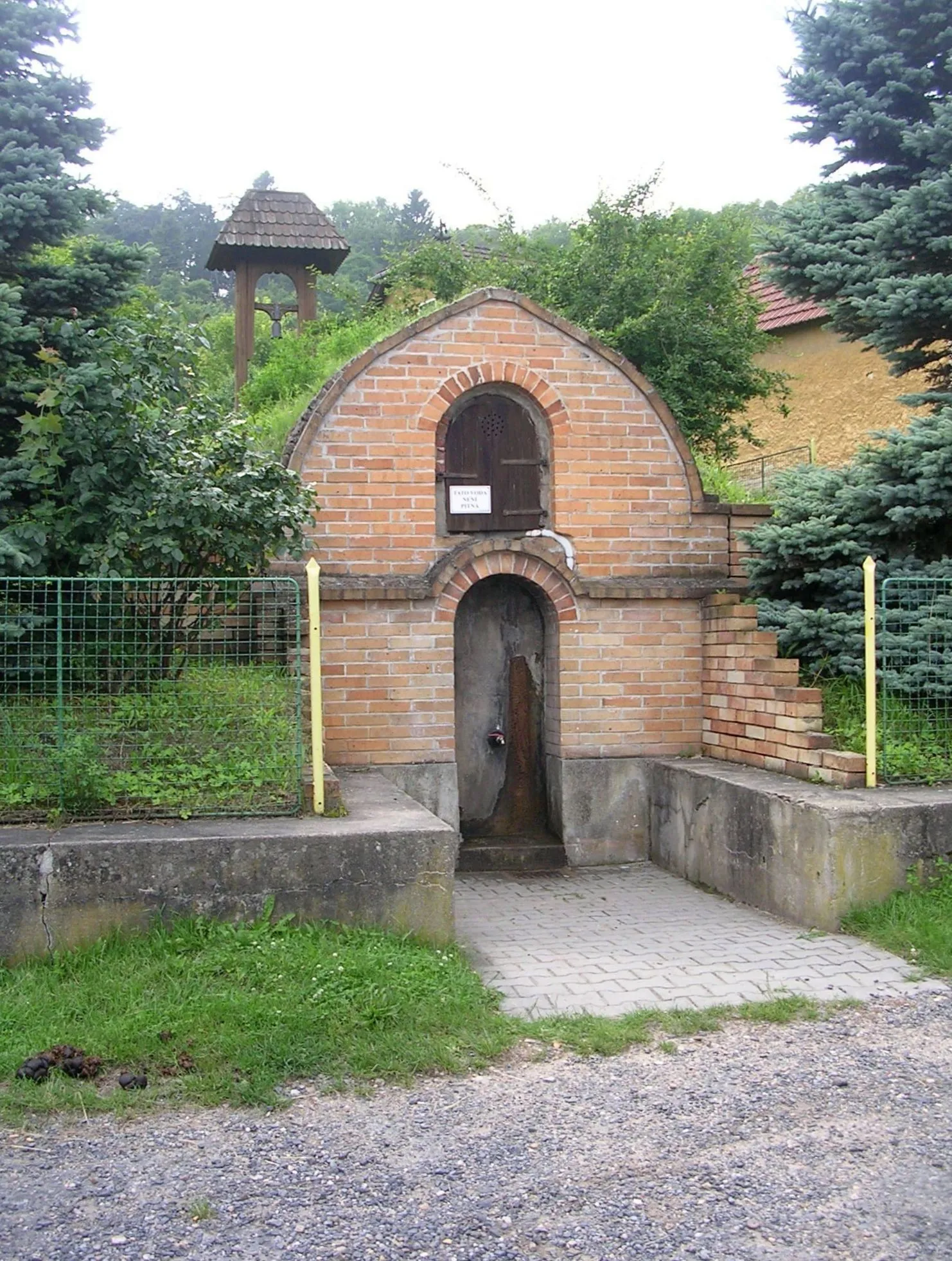 Photo showing: Jeviněves, Mělník District, Central Bohemian Region, the Czech Republic.