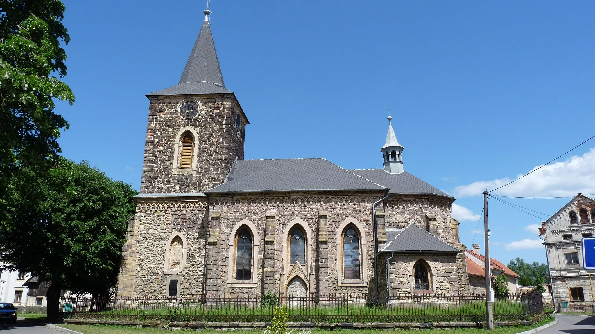 Photo showing: Church in Katusice, Czech republic