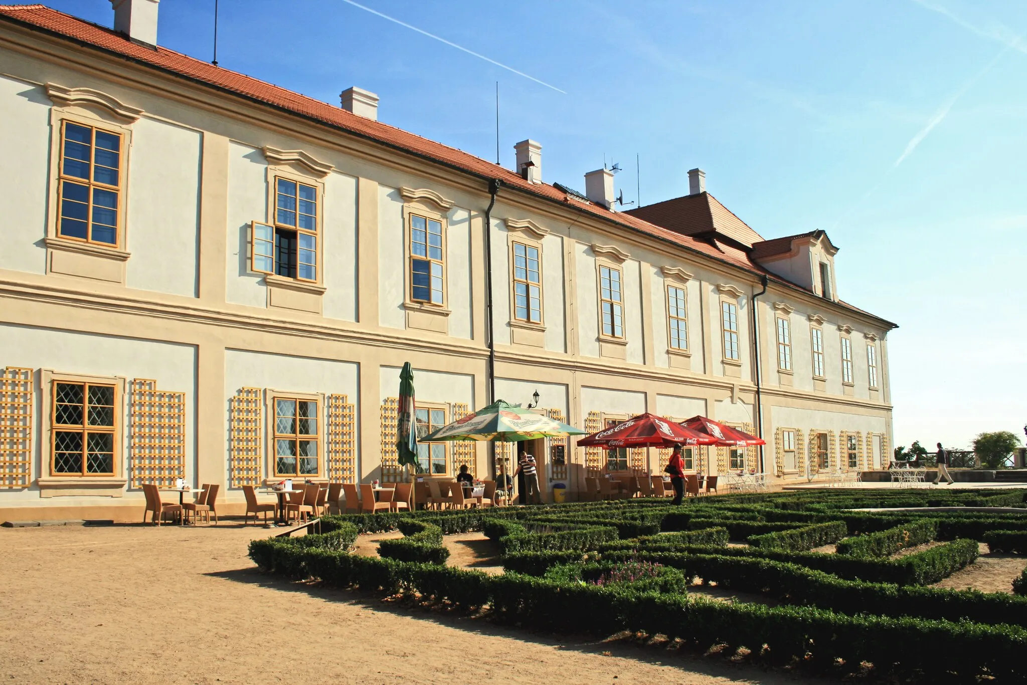 Photo showing: Castle Loučeň in central Bohemia, Czech Republic