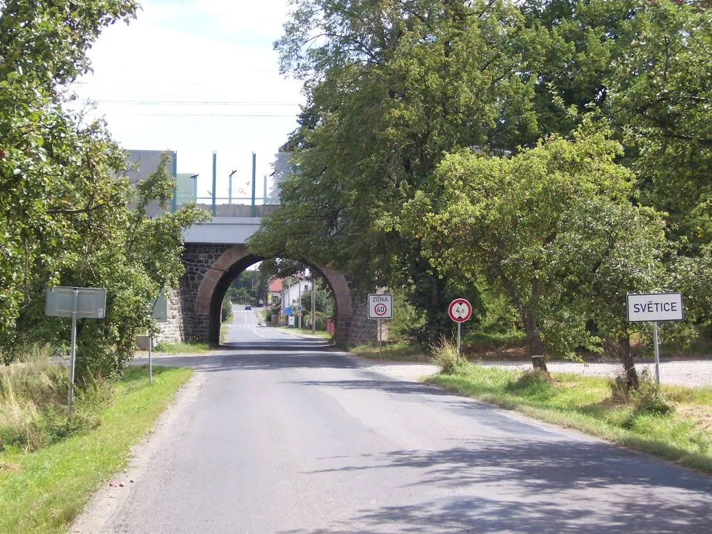 Photo showing: Světice, railway underbridge