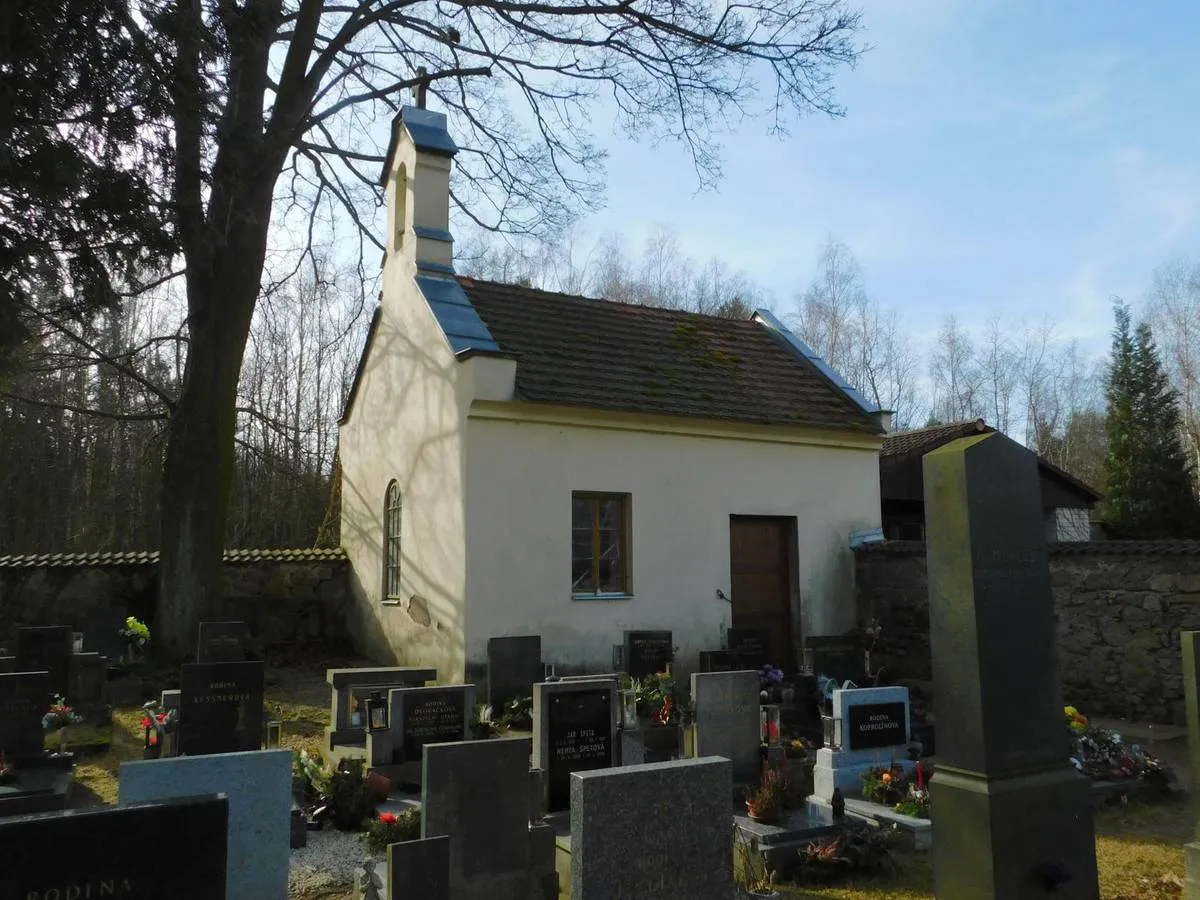 Photo showing: Chapel in Kamenice in Prague-East District – entry no. 33307.