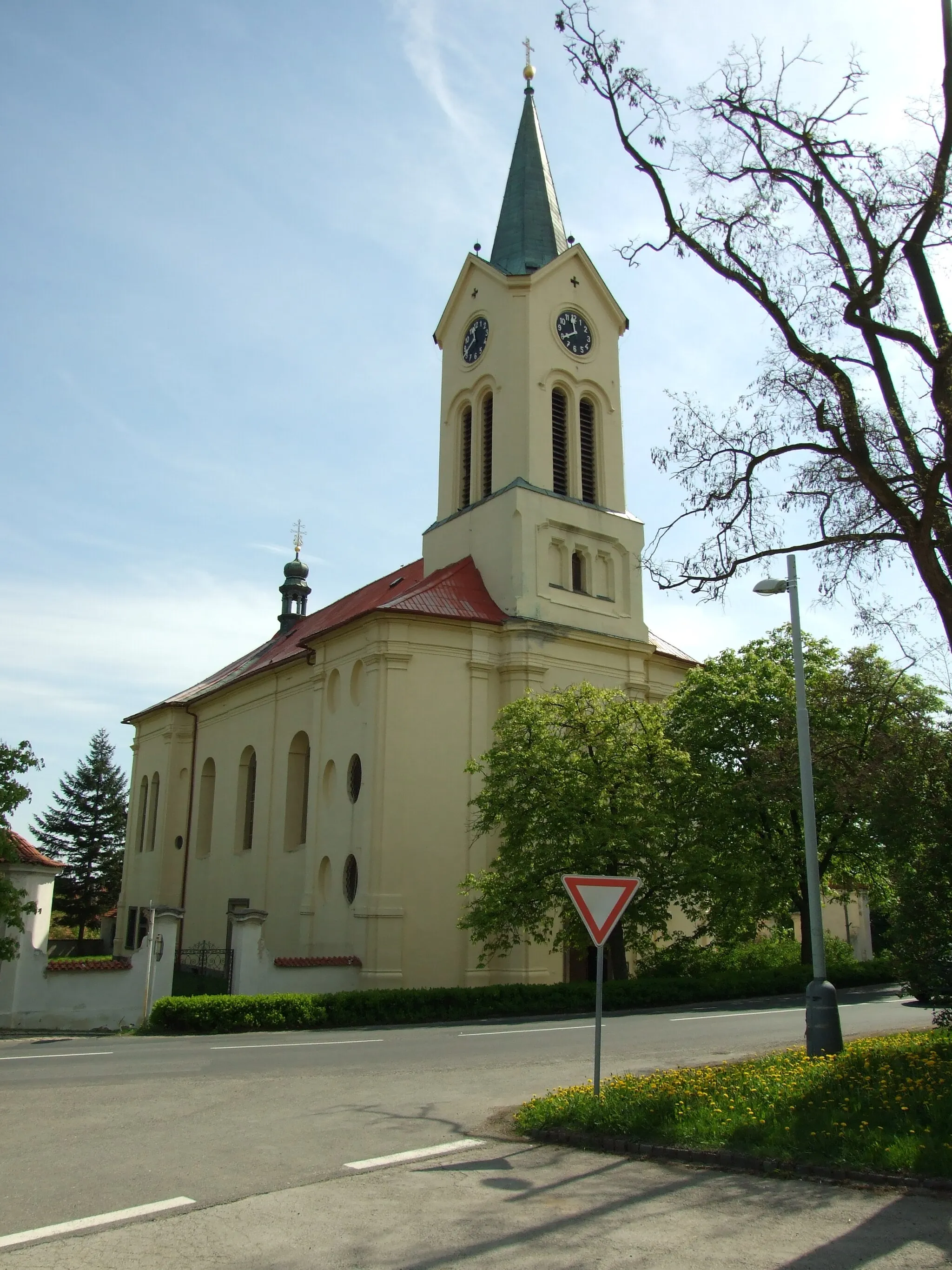 Photo showing: Town of Mníšek pod Brdy and its surrounding nature in Central Bohemian region, CZ