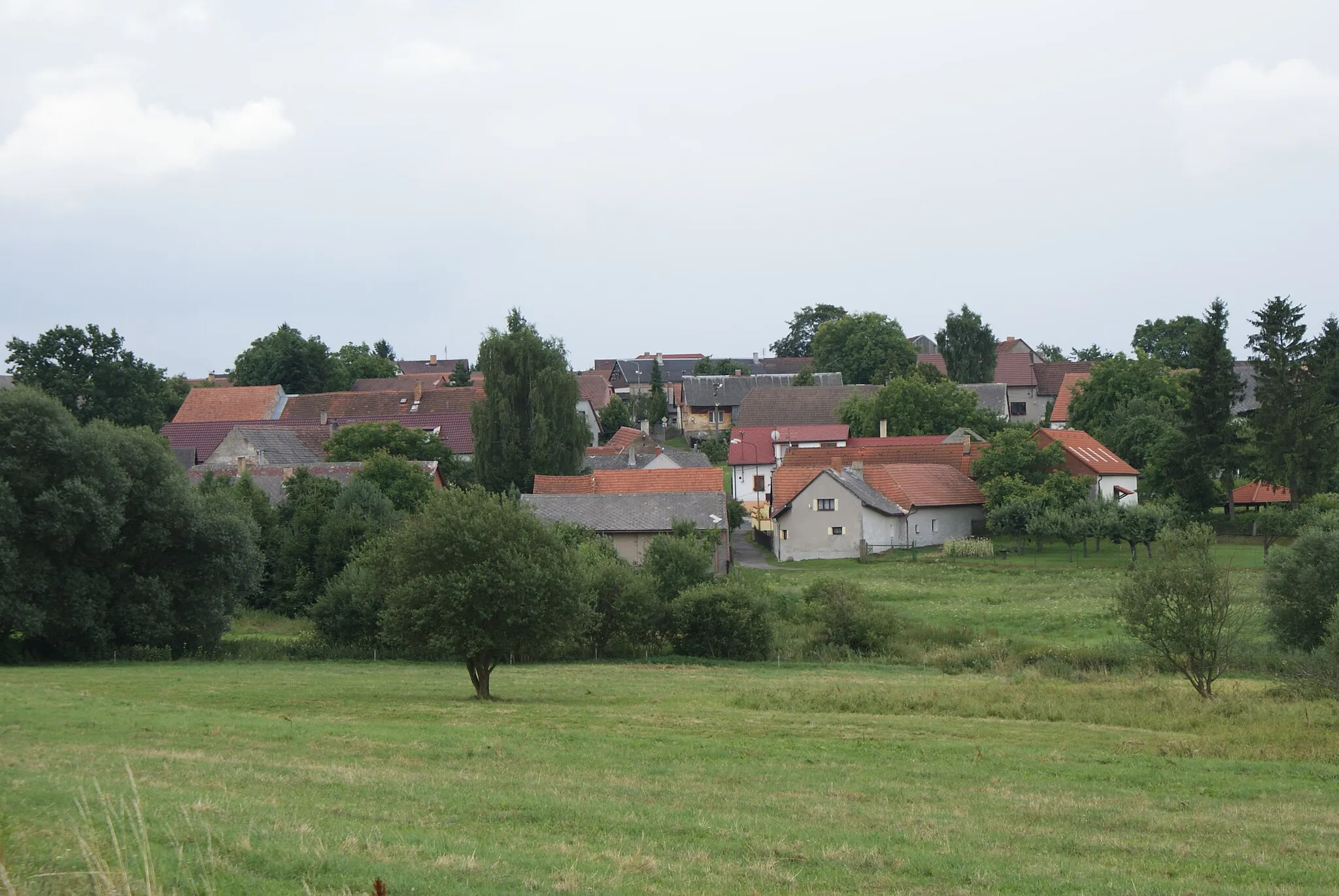 Photo showing: Hoděmyšl, a village in Příbram district, Czech Republic, general view.
