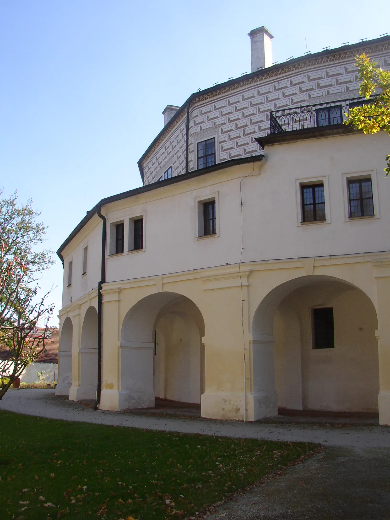 Photo showing: Březnice Chateau, Příbram District, Czech Republic.