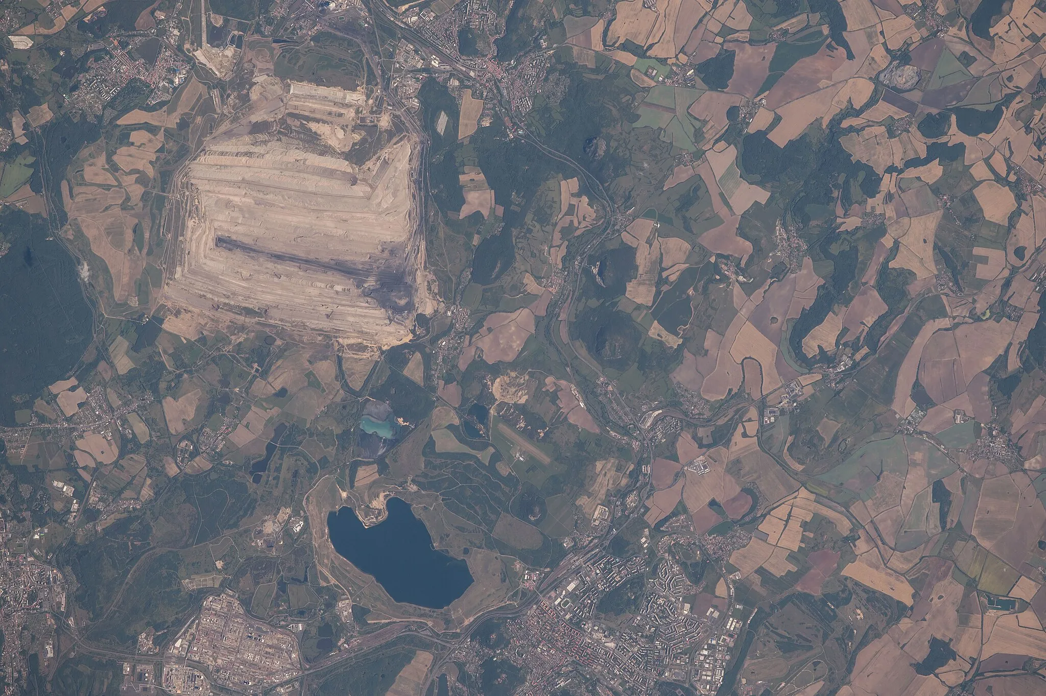 Photo showing: View of Earth taken during ISS Expedition 48.