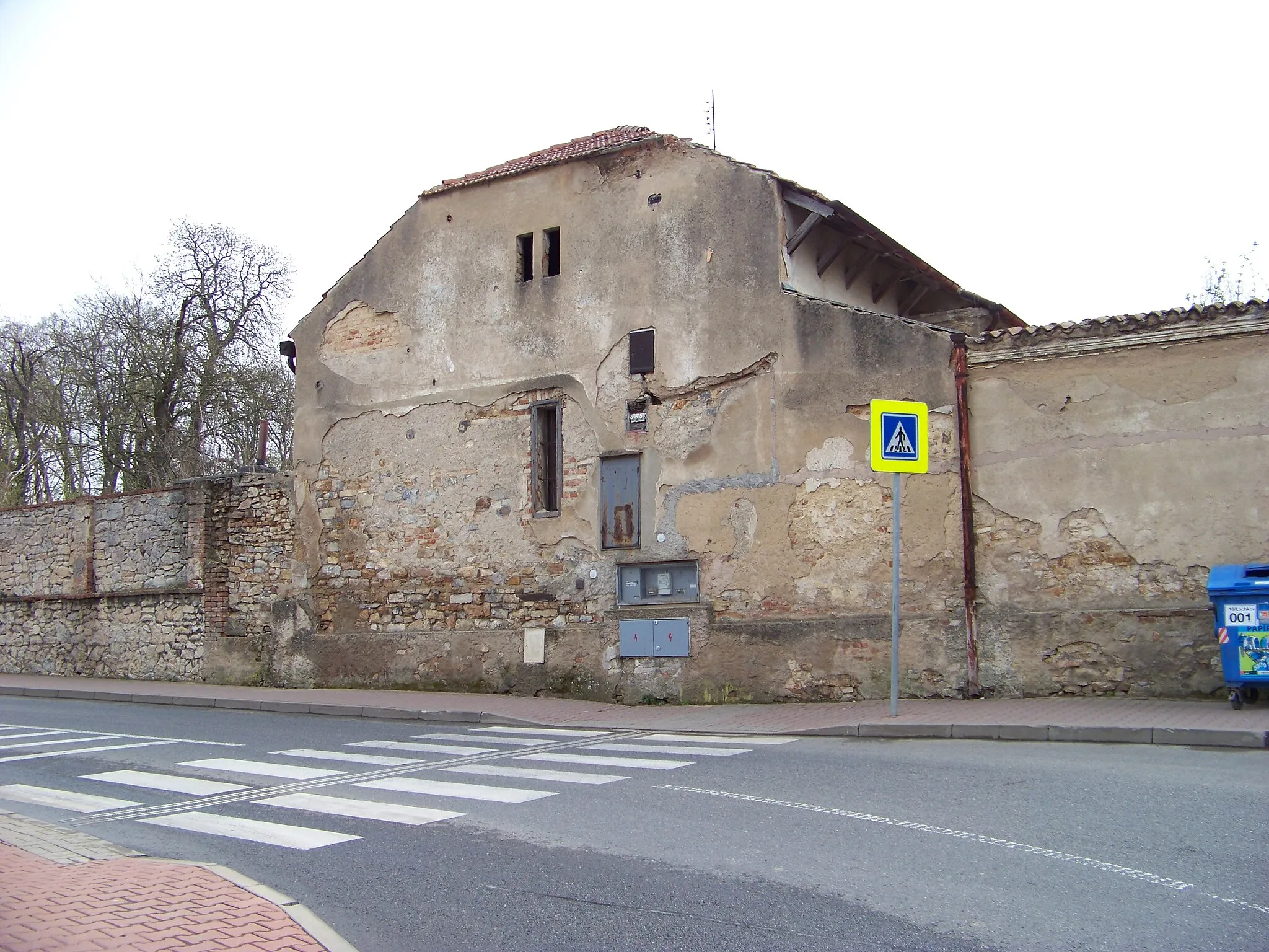 Photo showing: Prague-Lochkov, Czech Republic. Ke Slivenci 56.